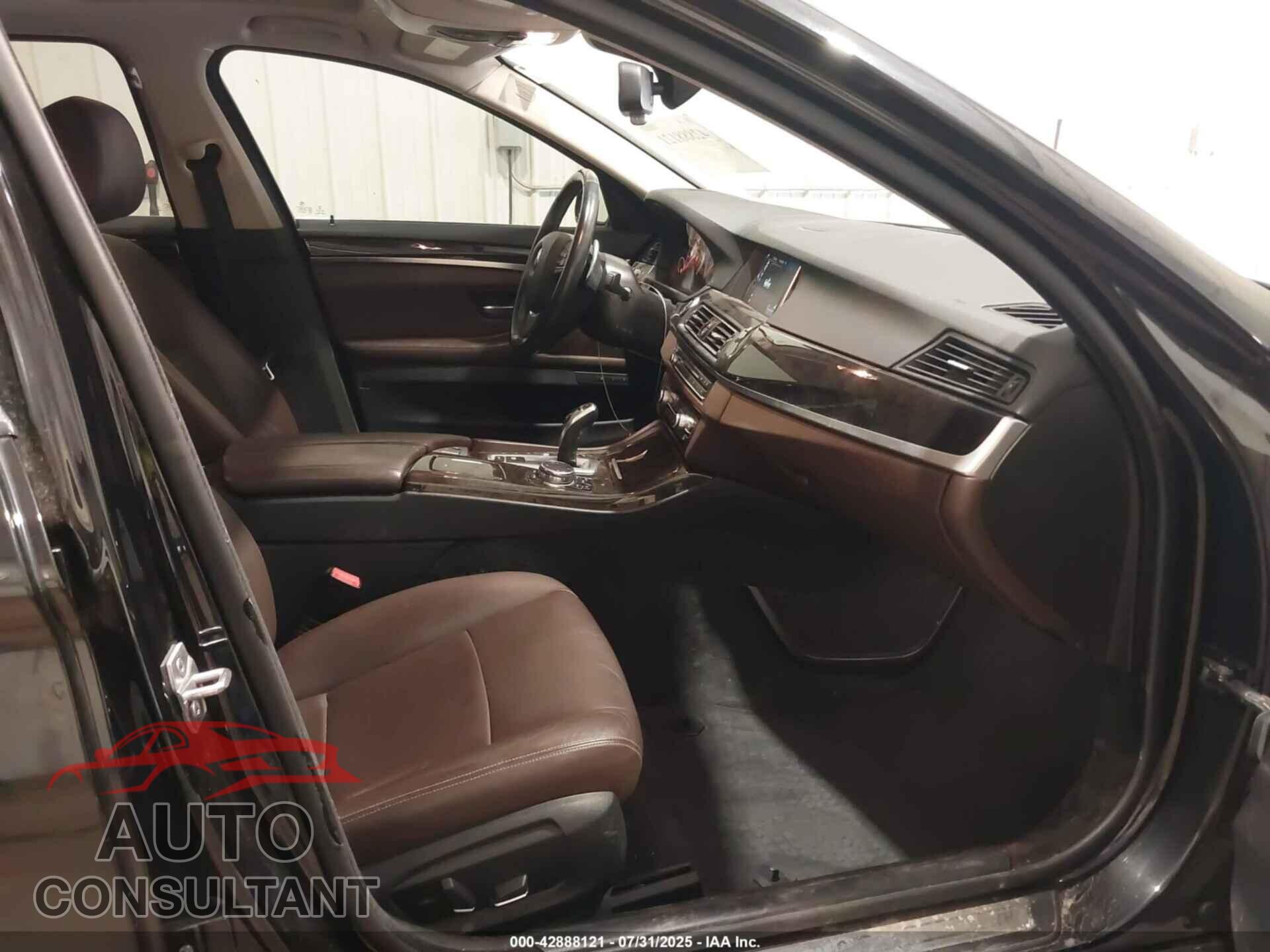 BMW 528I 2016 - WBA5A7C58GG152304