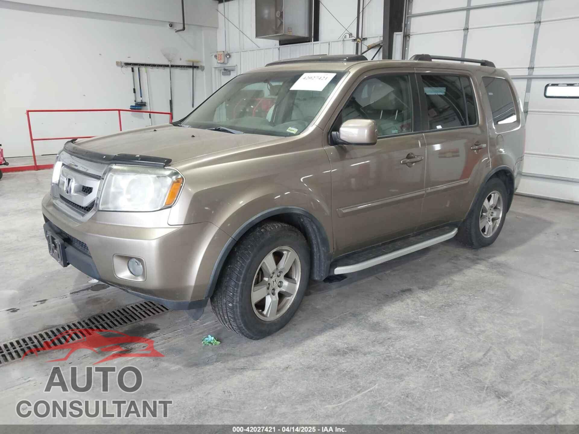 HONDA PILOT 2011 - 5FNYF4H72BB020281
