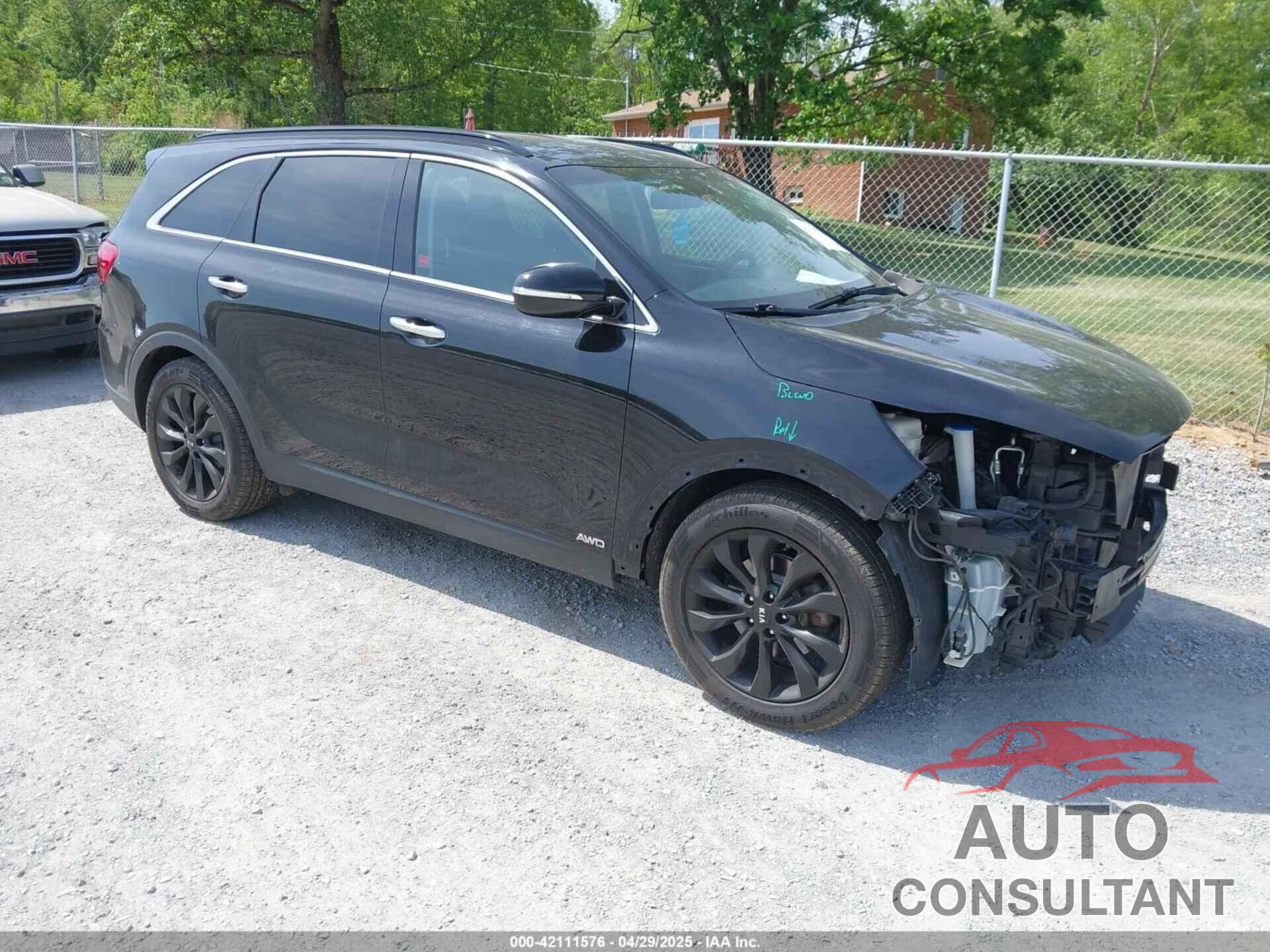 KIA SORENTO 2019 - 5XYPGDA54KG605261