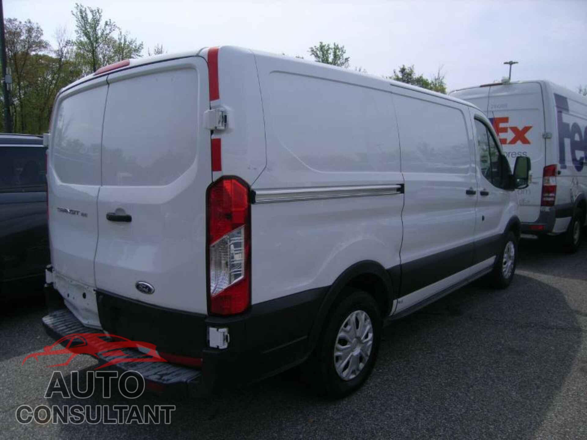 FORD TRANSIT 2019 - 1FTYE1YM9KKA80326