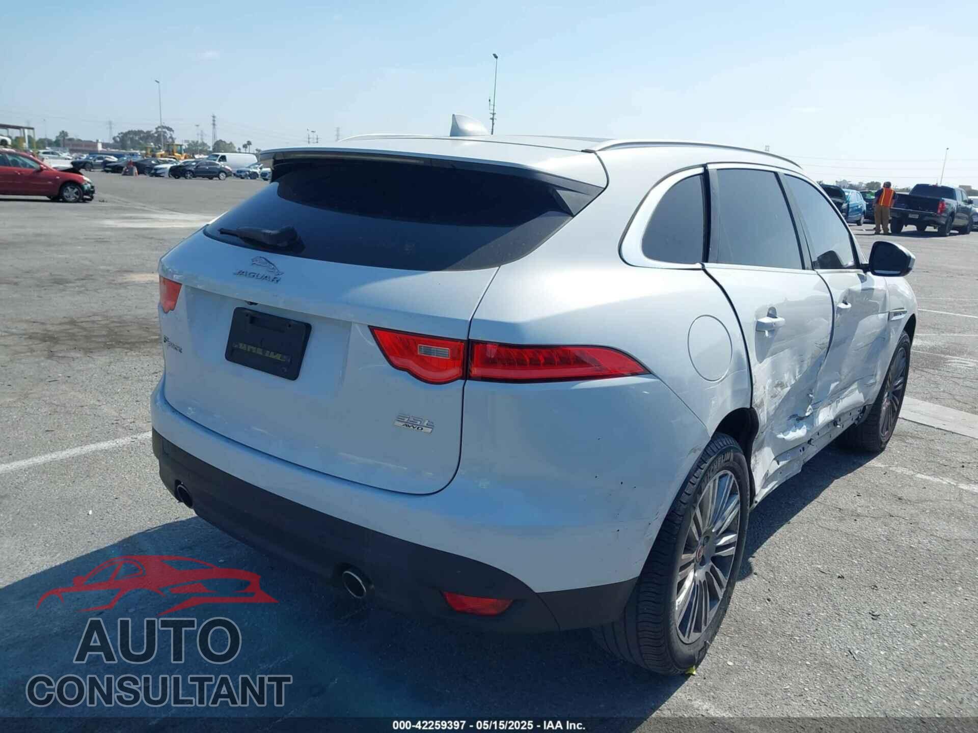 JAGUAR F-PACE 2018 - SADCN2EV5JA241020