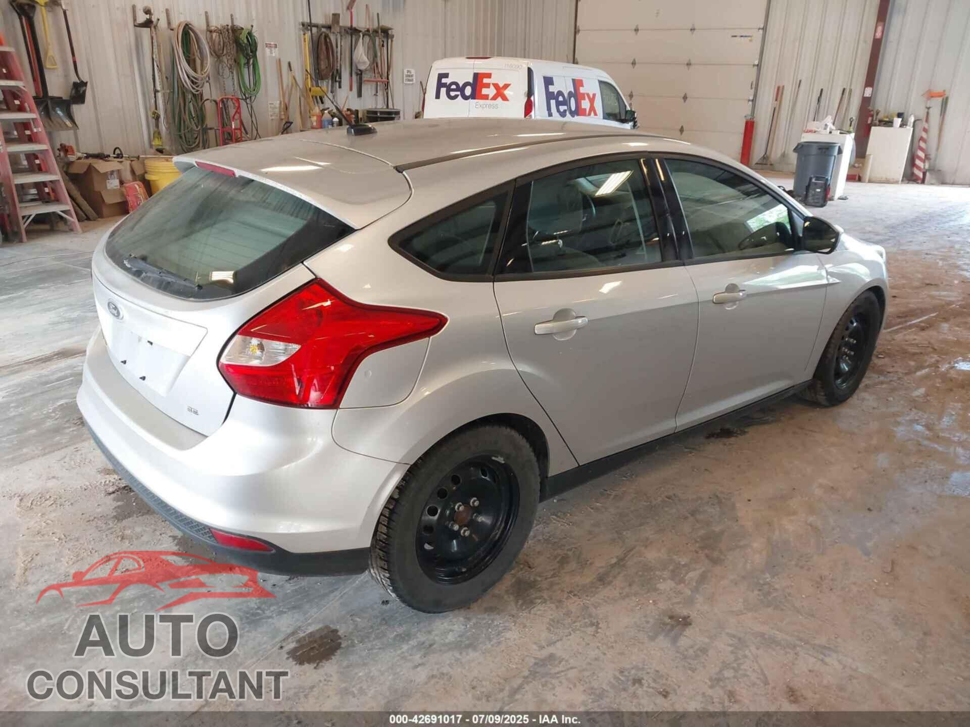 FORD FOCUS 2012 - 1FAHP3K20CL139391