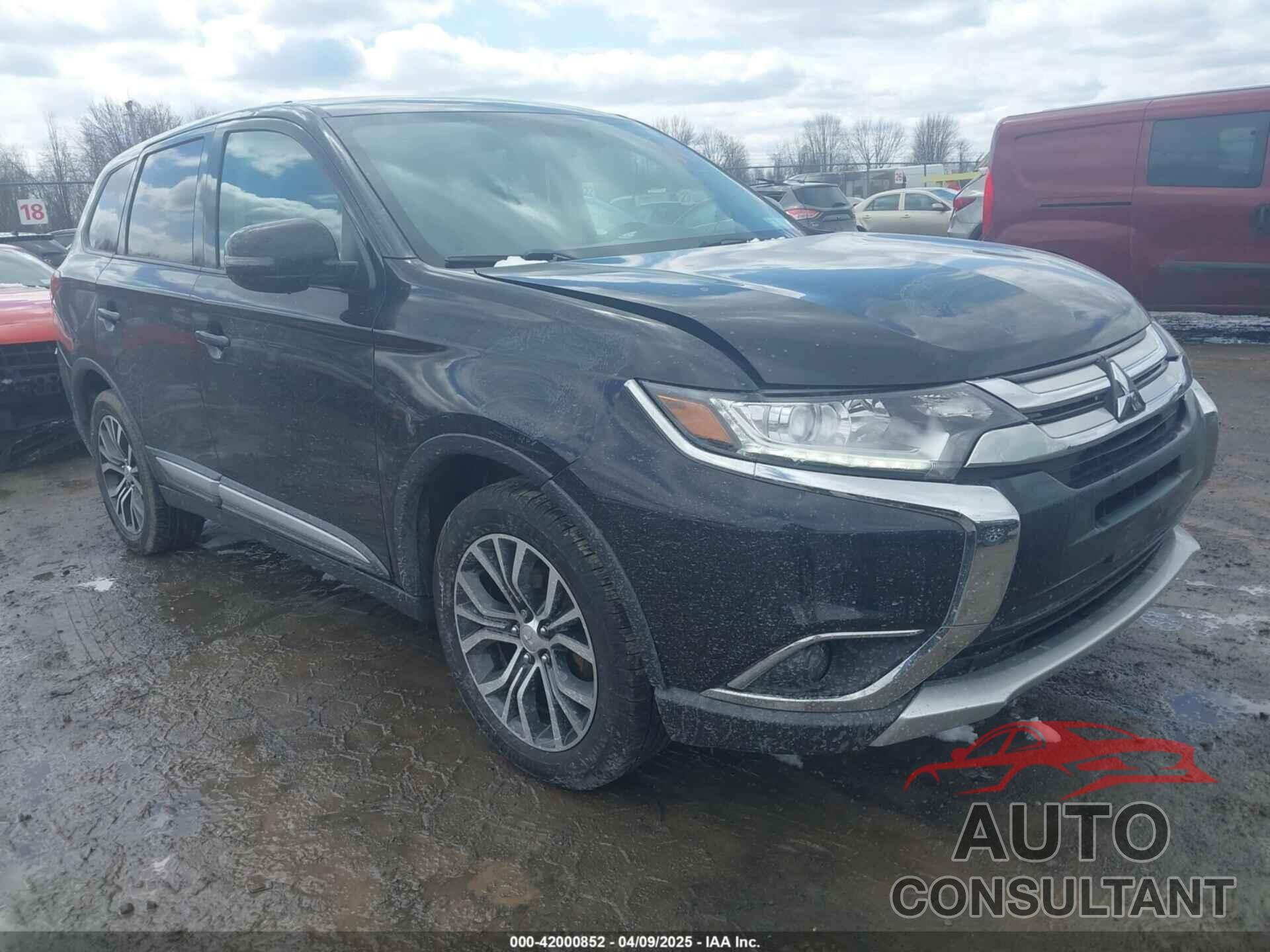 MITSUBISHI OUTLANDER 2018 - JA4AZ3A36JZ008616