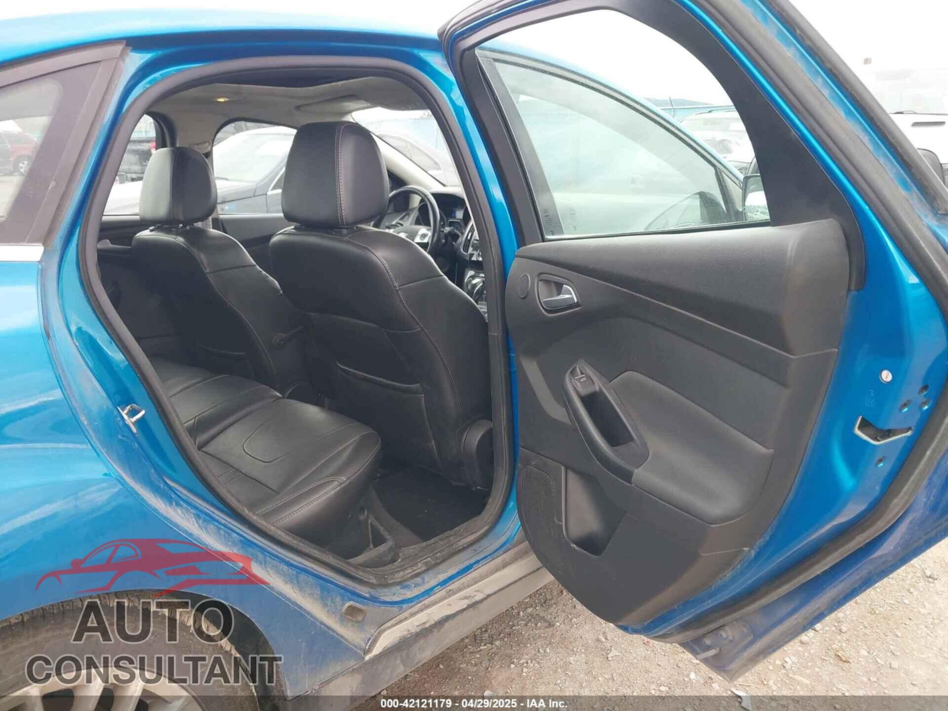 FORD FOCUS 2013 - 1FADP3J22DL245603