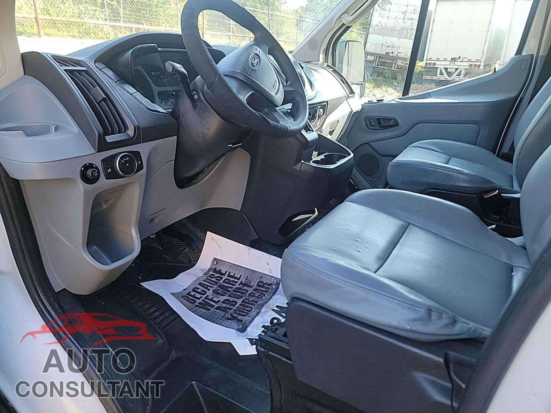 FORD TRANSIT-150 2015 - 1FTNE1YM7FKA91575