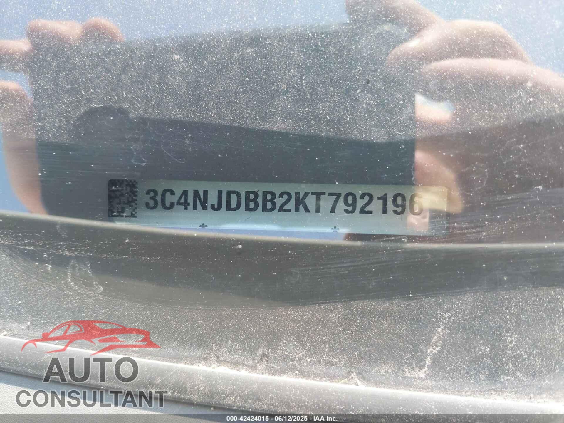 JEEP COMPASS 2019 - 3C4NJDBB2KT792196