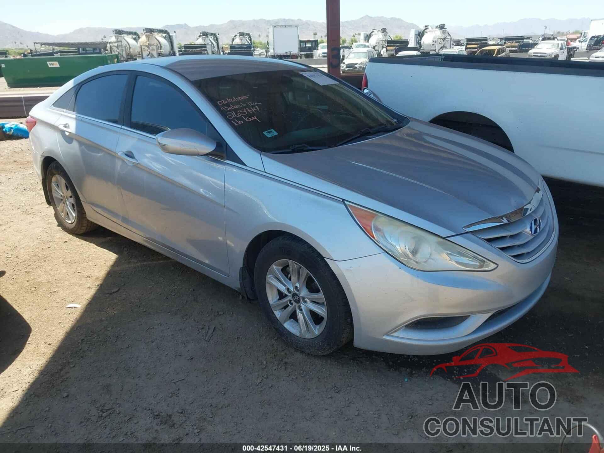 HYUNDAI SONATA 2011 - 5NPEB4AC4BH265414