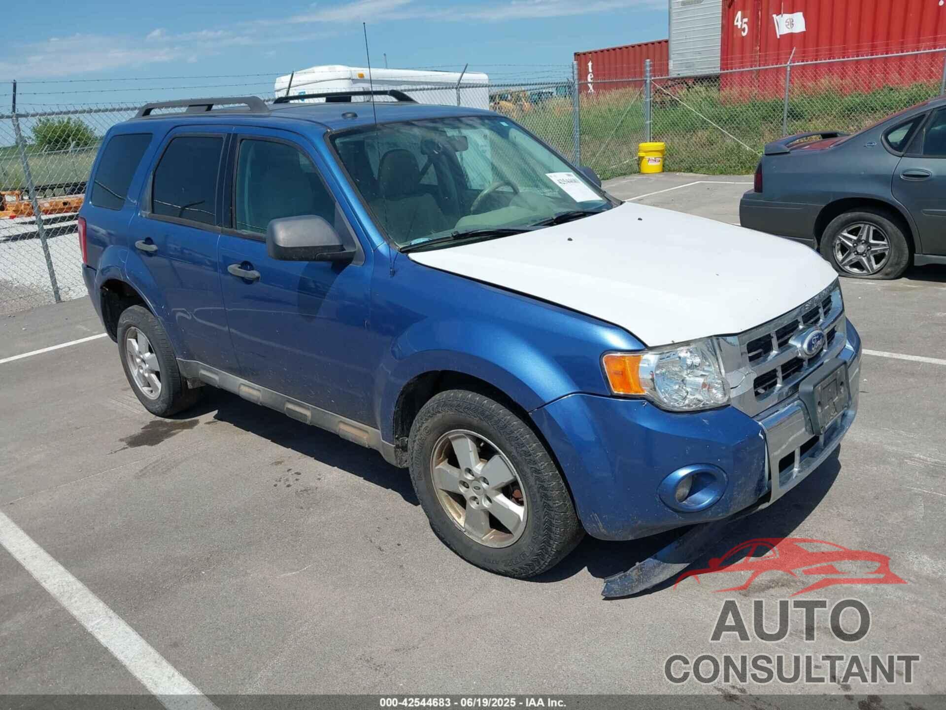 FORD ESCAPE 2010 - 1FMCU9DG2AKB92648
