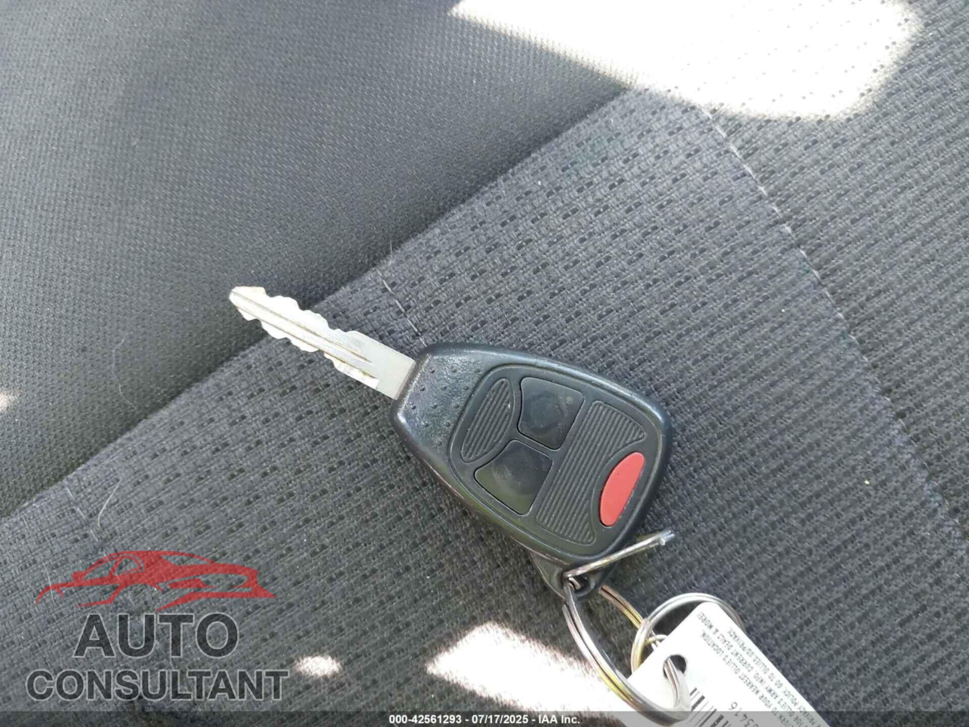 DODGE NITRO 2011 - 1D4PU2GK6BW528117