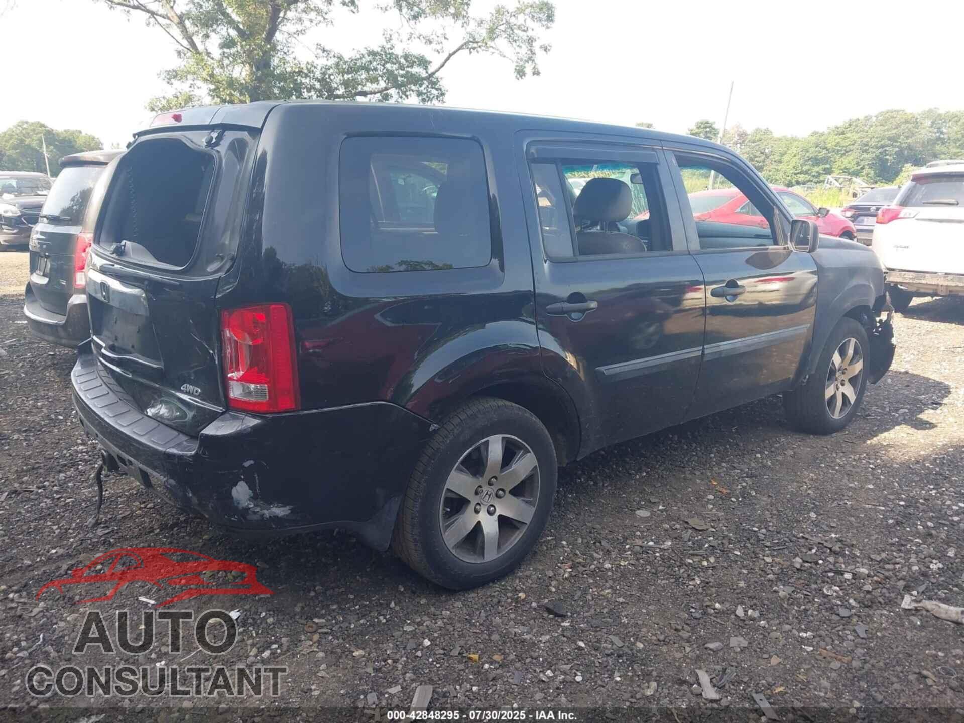 HONDA PILOT 2011 - 5FNYF4H23BB078551