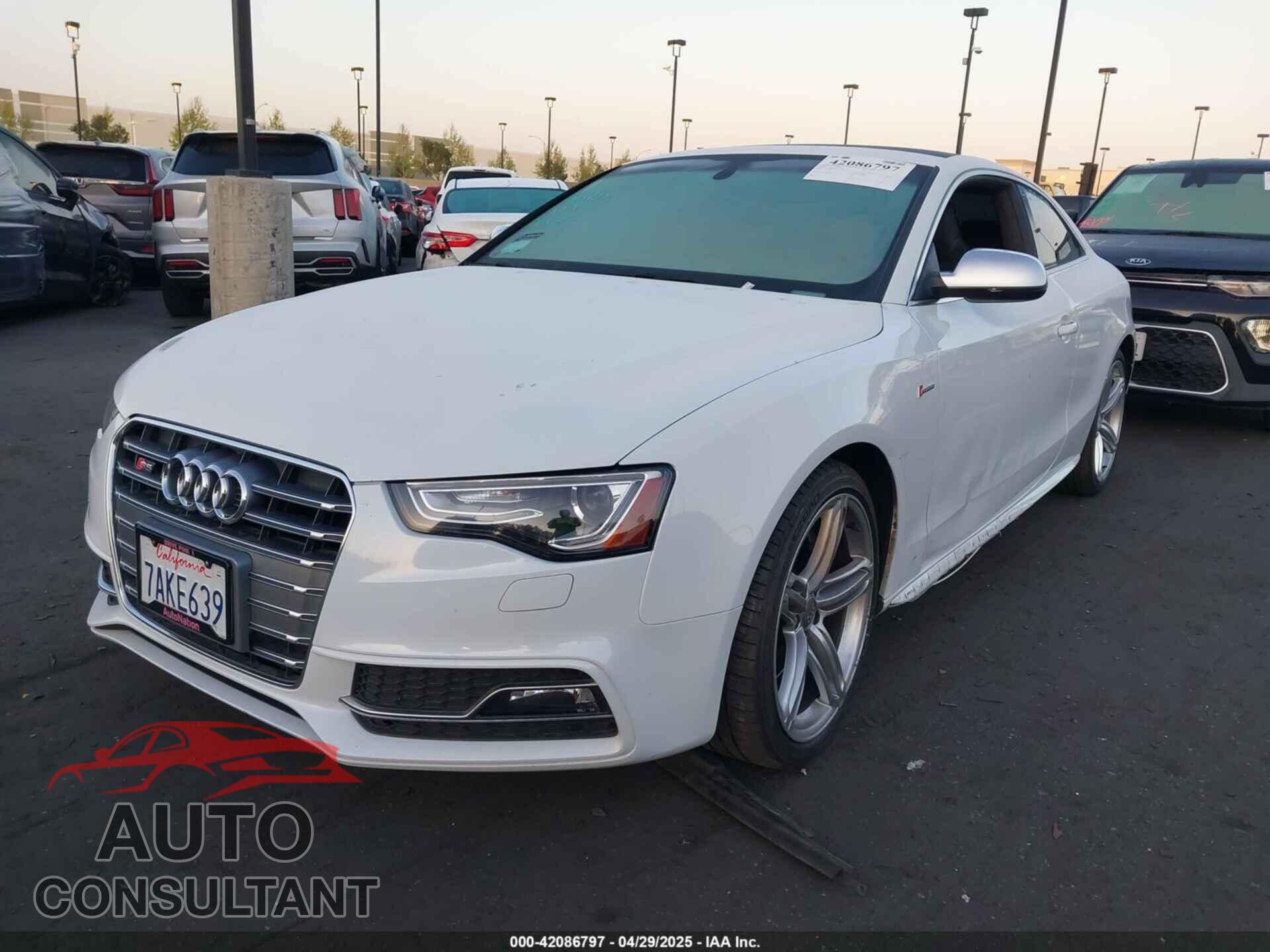 AUDI S5 2013 - WAUCGAFR2DA064204