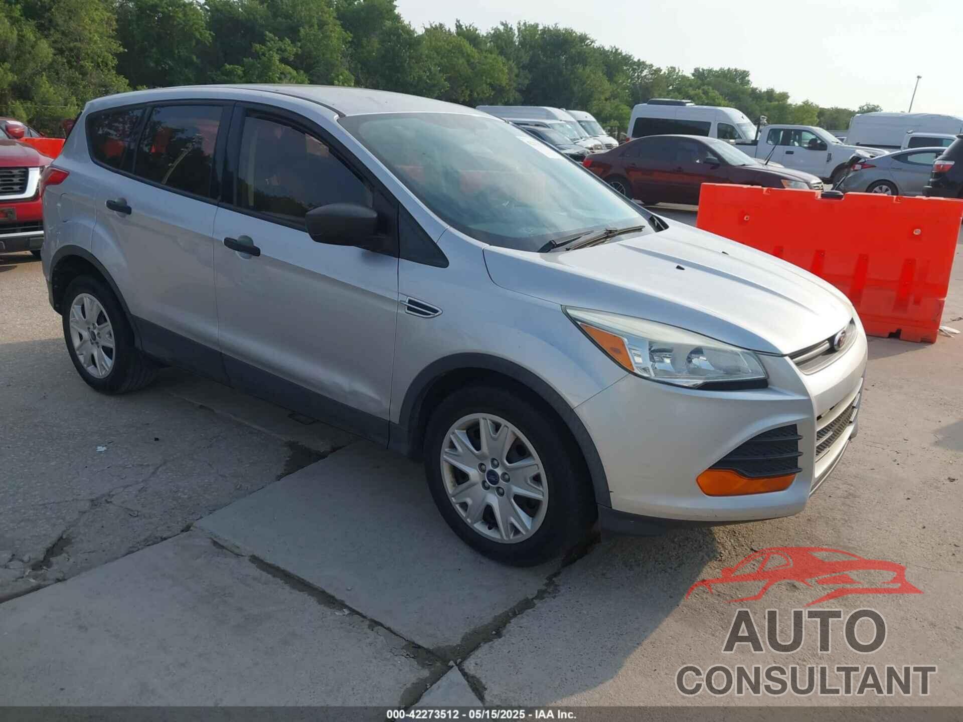 FORD ESCAPE 2015 - 1FMCU0F77FUA53829