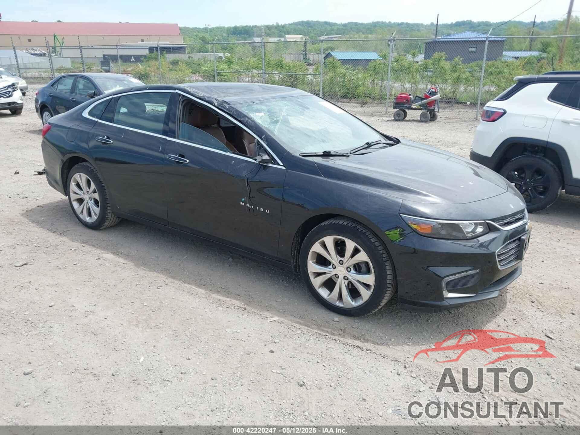 CHEVROLET MALIBU 2017 - 1G1ZH5SX4HF132851