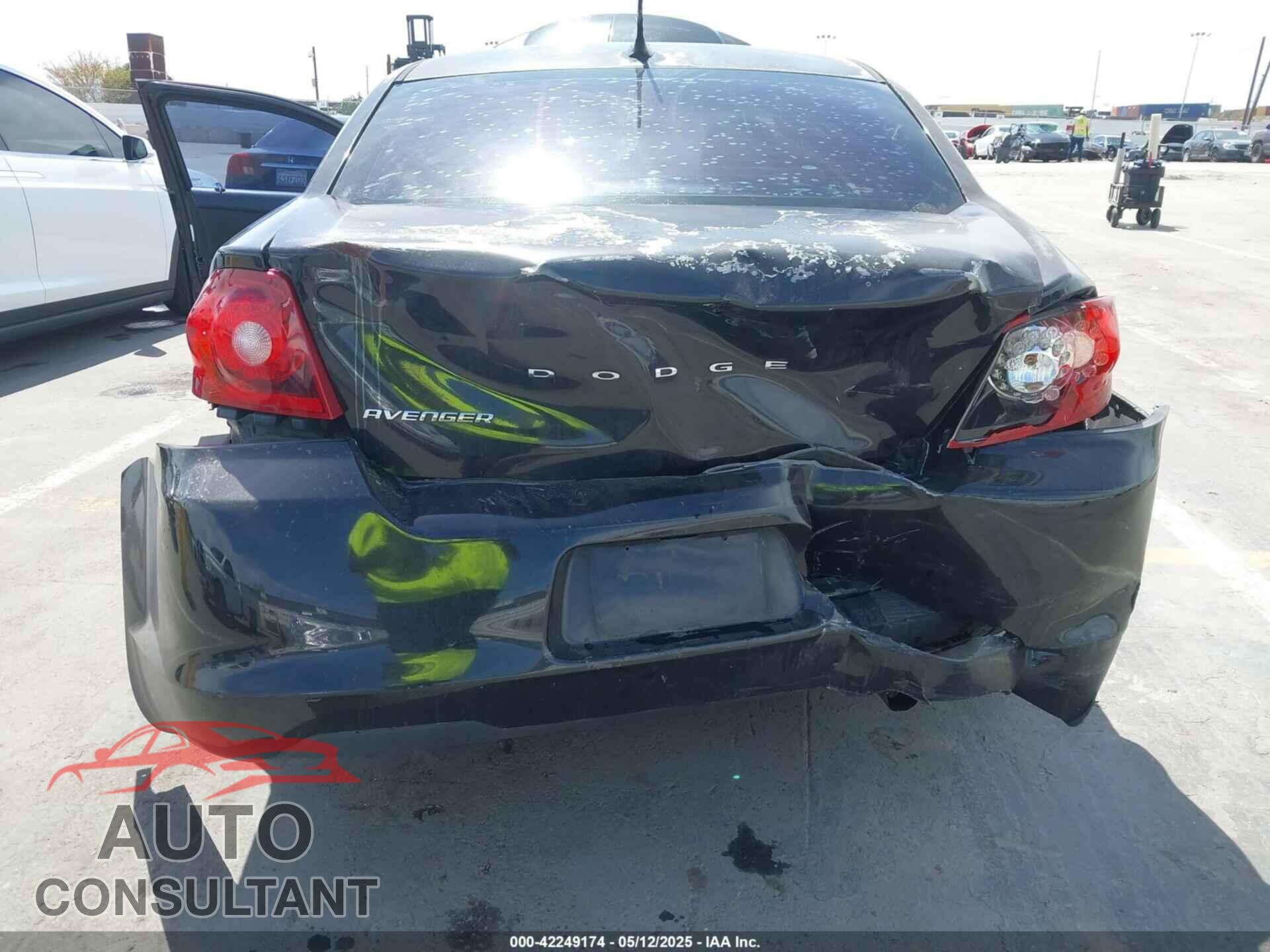 DODGE AVENGER 2011 - 1B3BD4FB5BN624980