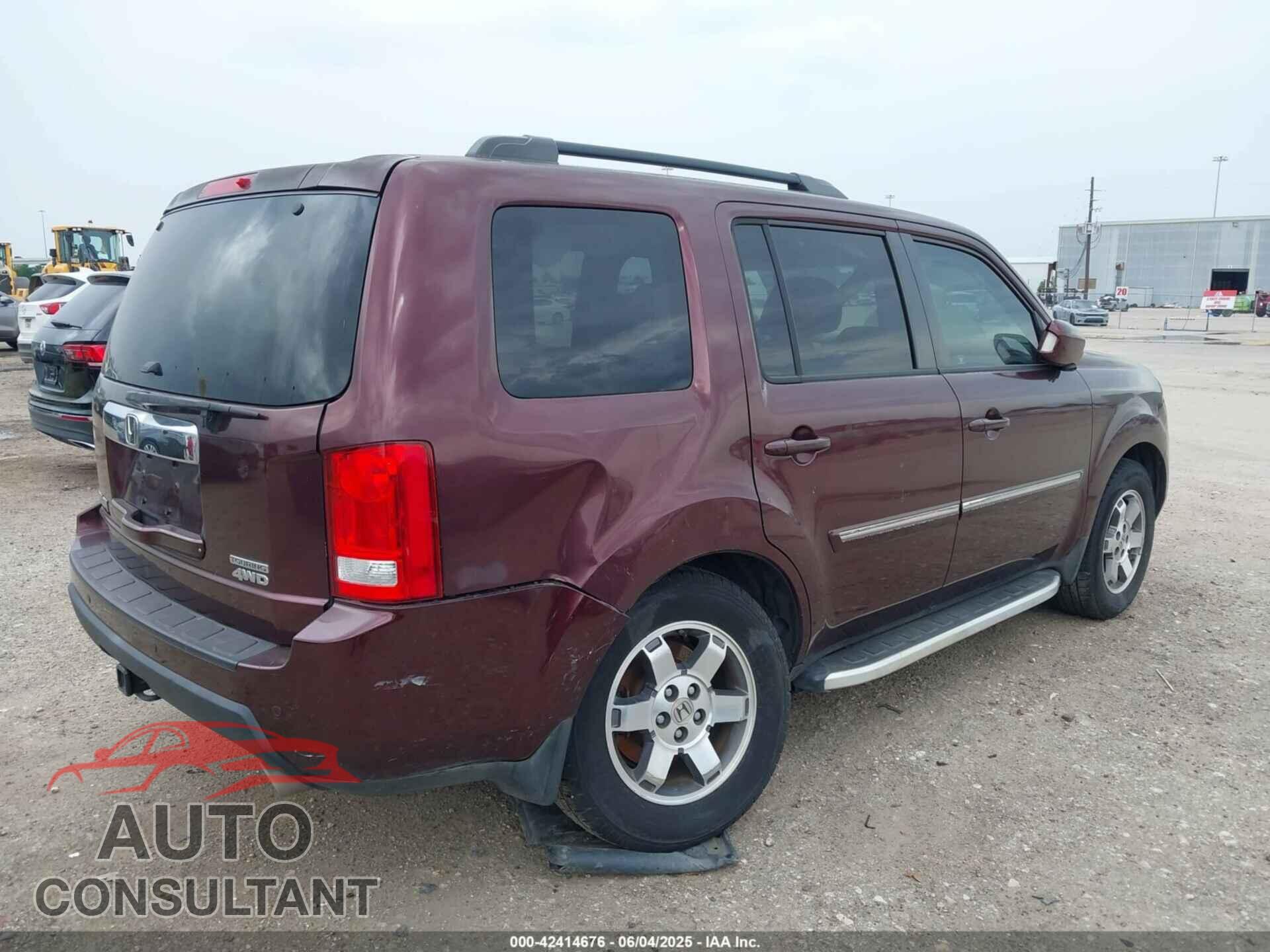 HONDA PILOT 2011 - 5FNYF4H90BB081811