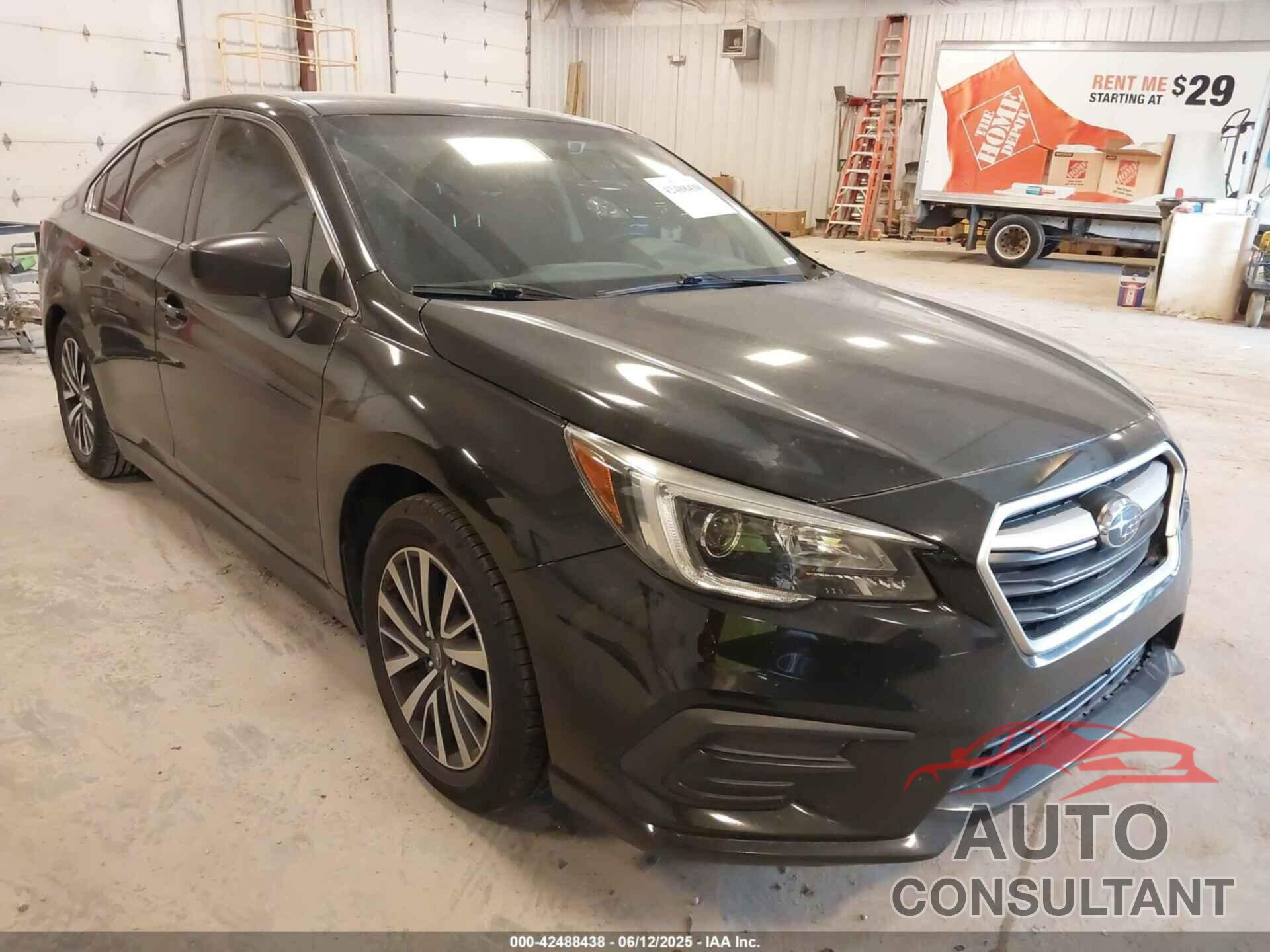 SUBARU LEGACY 2019 - 4S3BNAB6XK3006116