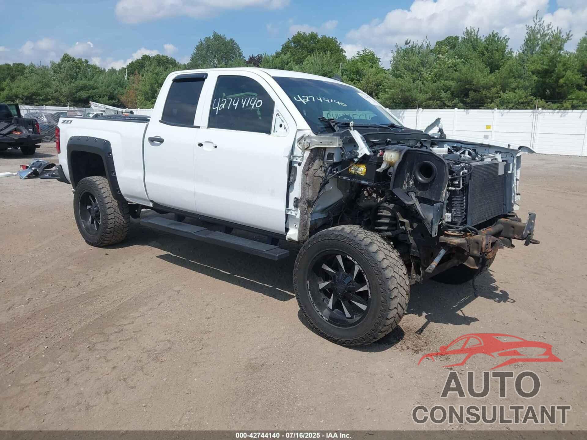 CHEVROLET SILVERADO 1500 2014 - 1GCVKREC5EZ362190