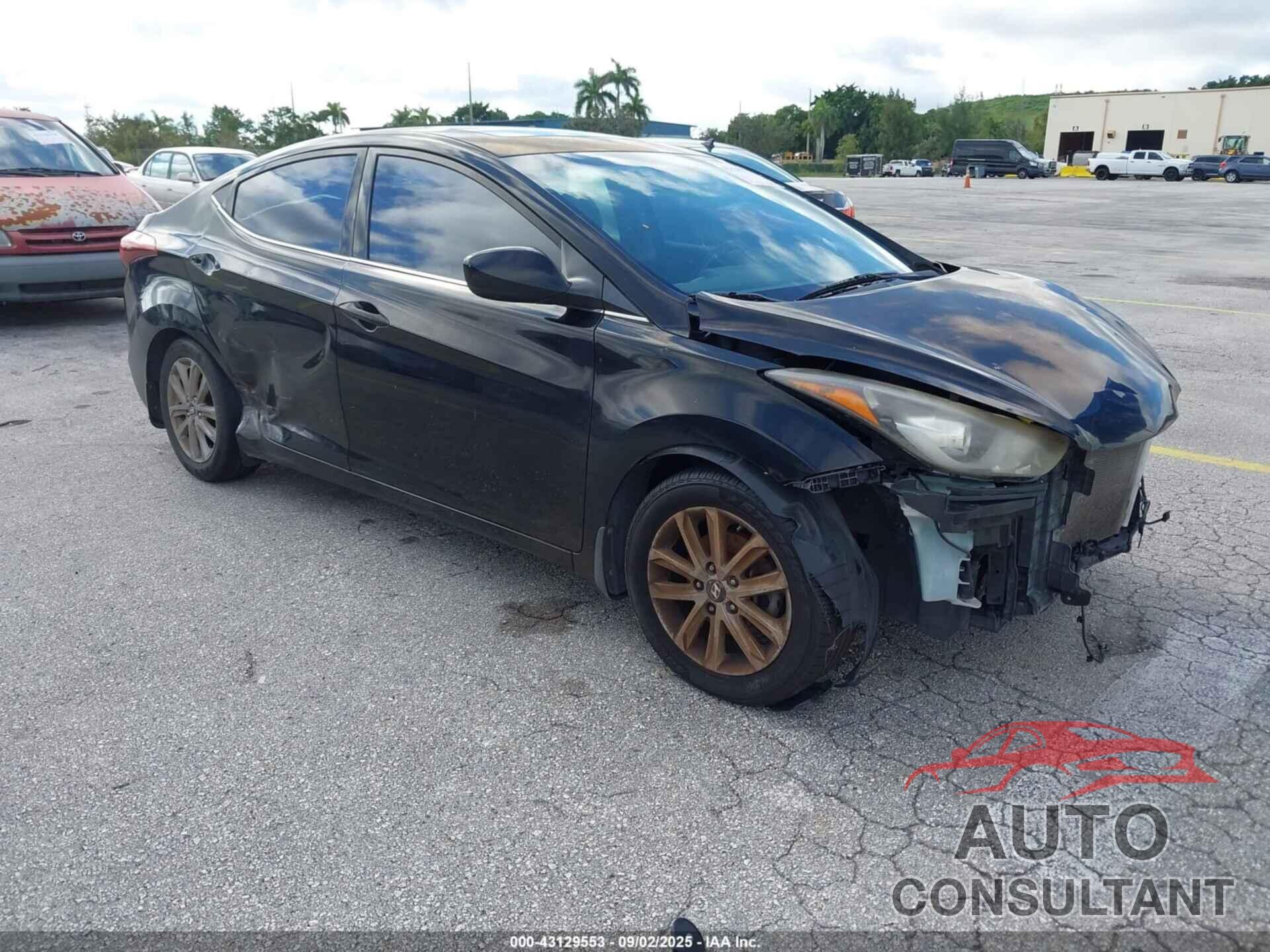 HYUNDAI ELANTRA 2015 - KMHDH4AE6FU437655