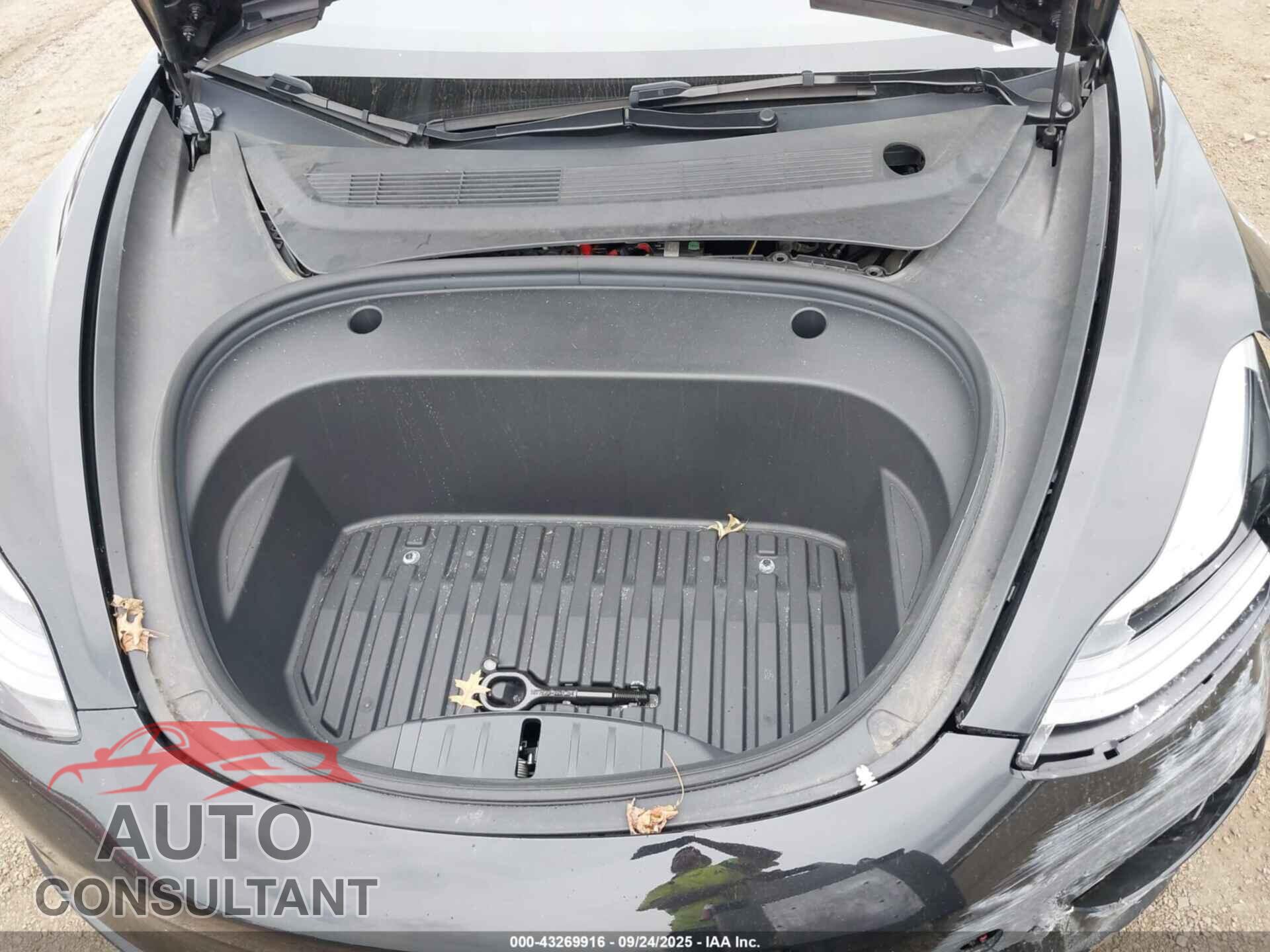 TESLA MODEL 3 2023 - 5YJ3E1EA4PF668384