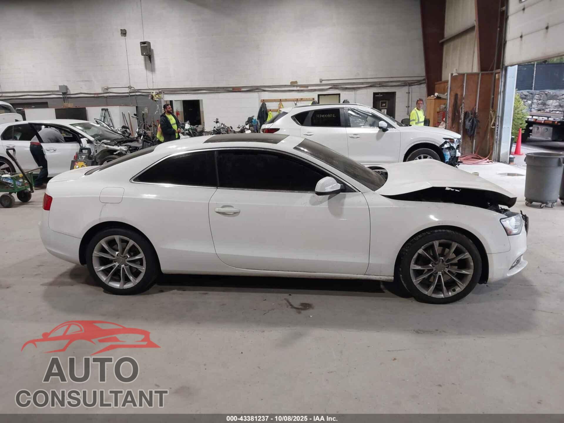 AUDI A5 2014 - WAUCFAFR2EA013516
