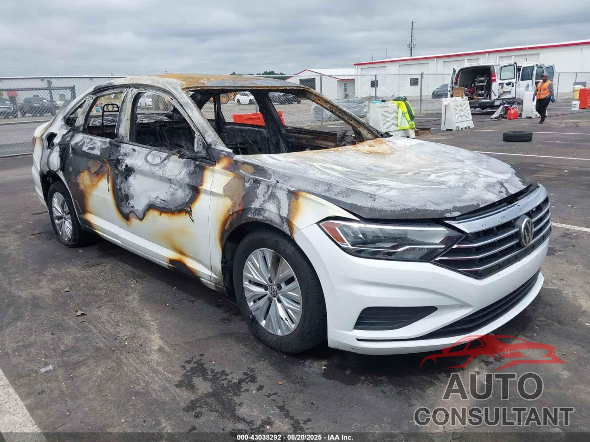 VOLKSWAGEN JETTA 2019 - 3VWC57BU8KM026995