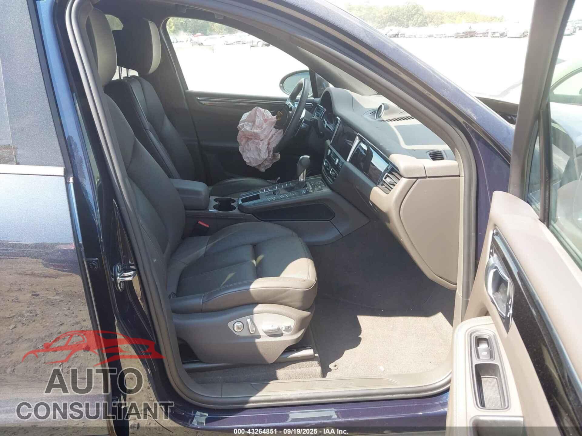 PORSCHE MACAN 2021 - WP1AA2A53MLB15041