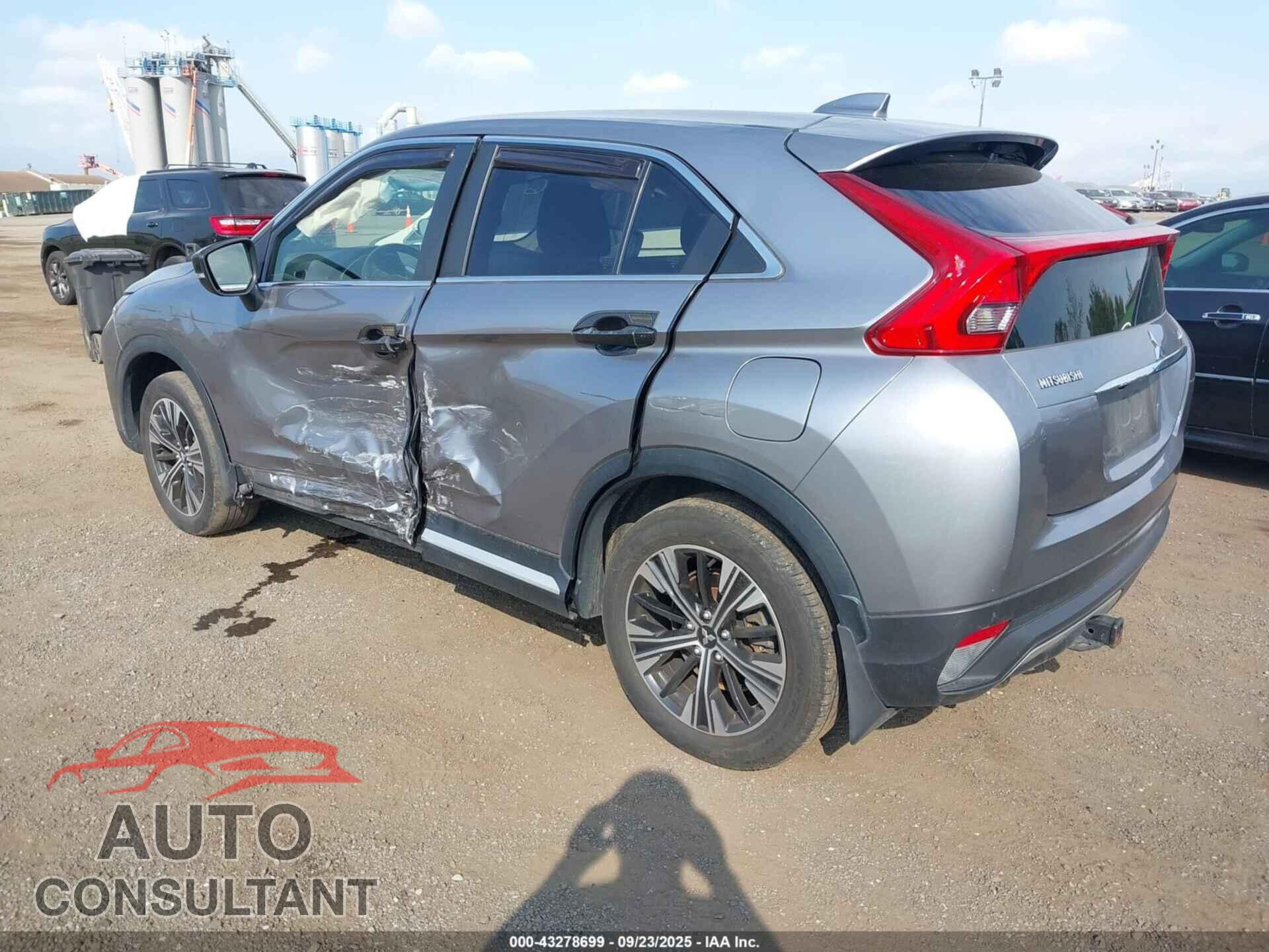 MITSUBISHI ECLIPSE CROSS 2018 - JA4AT5AA8JZ069574