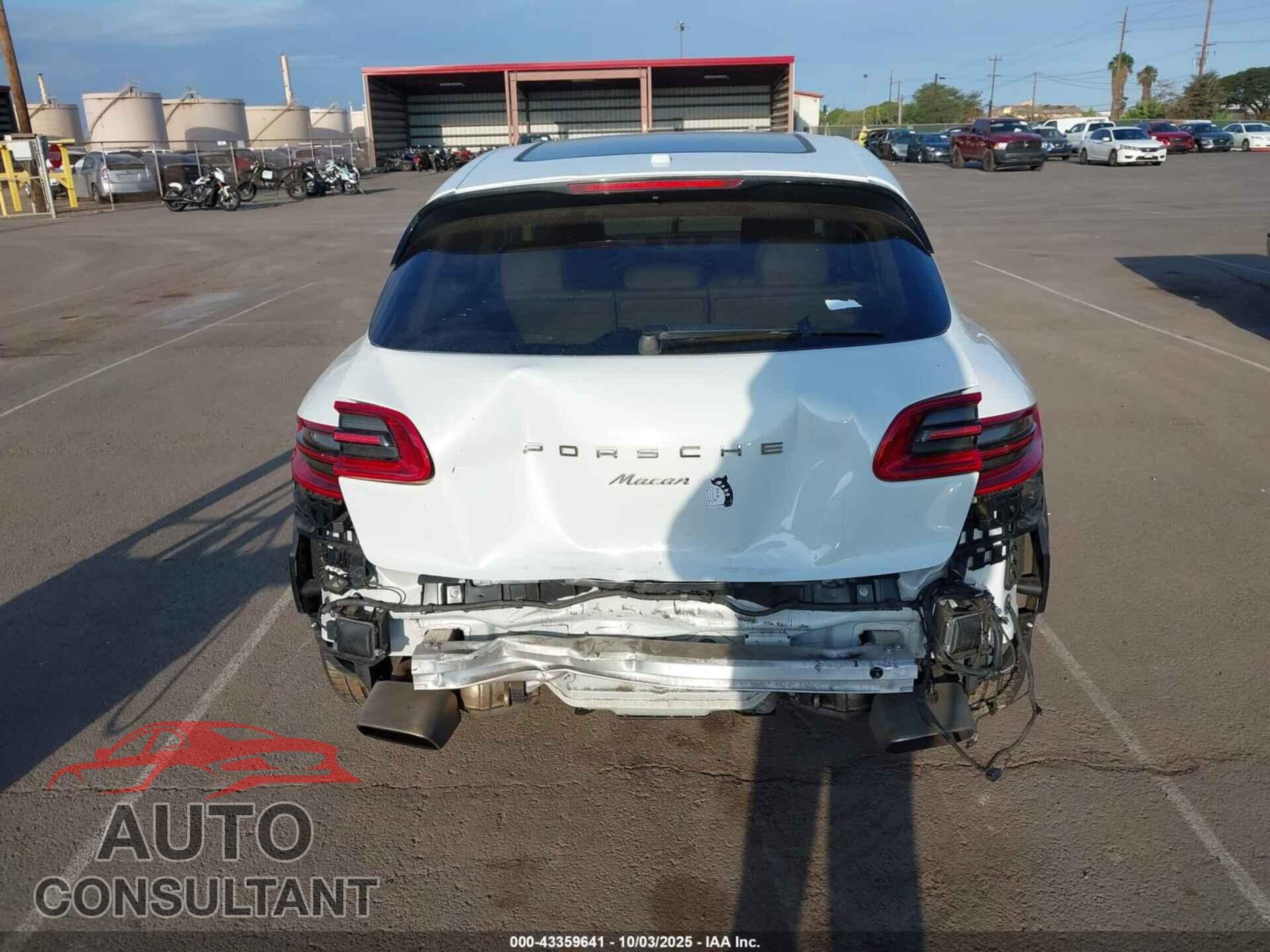 PORSCHE MACAN 2017 - WP1AA2A5XHLB00333