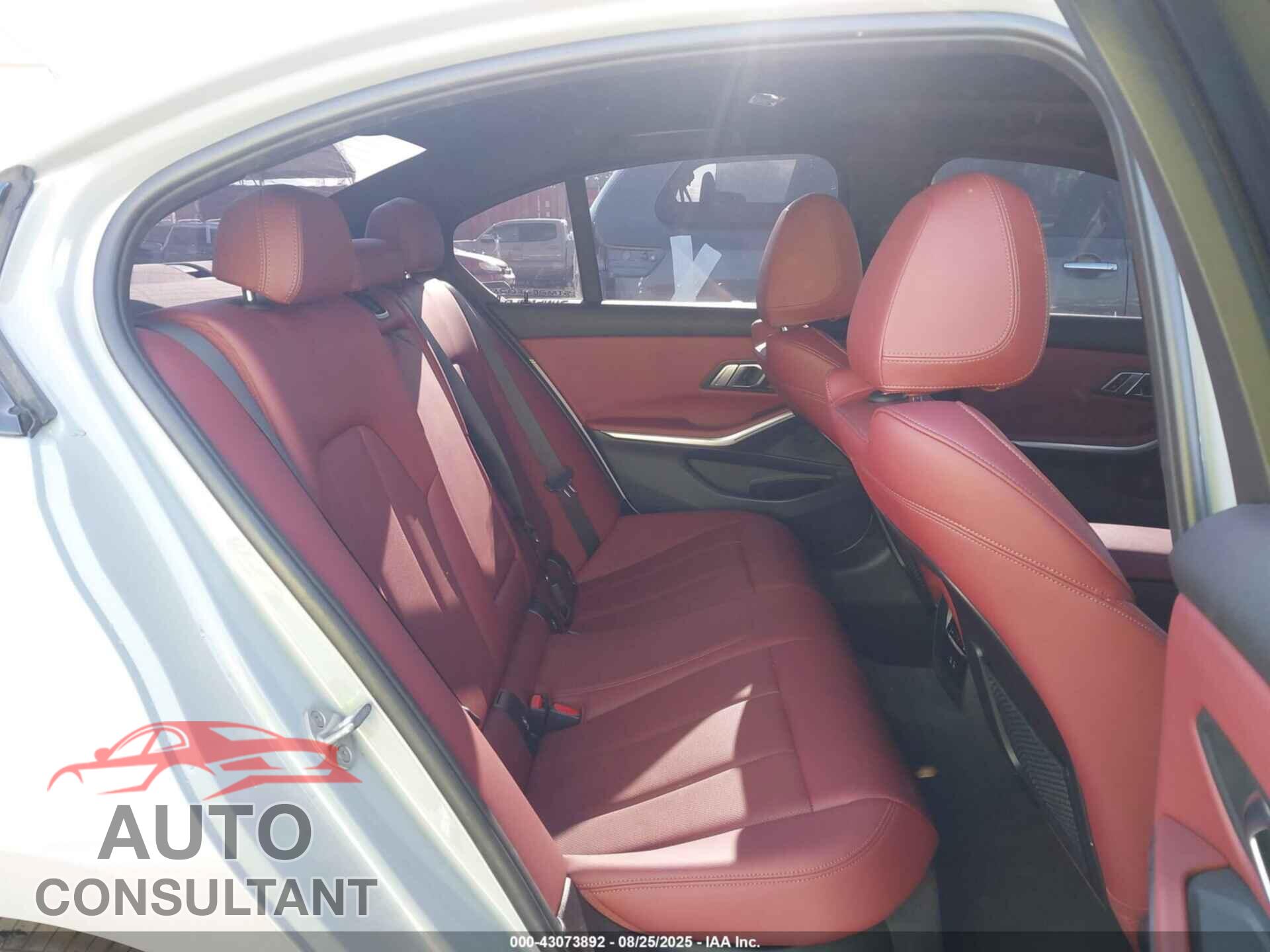 BMW 3 SERIES 2023 - 3MW49FS05P8D29068