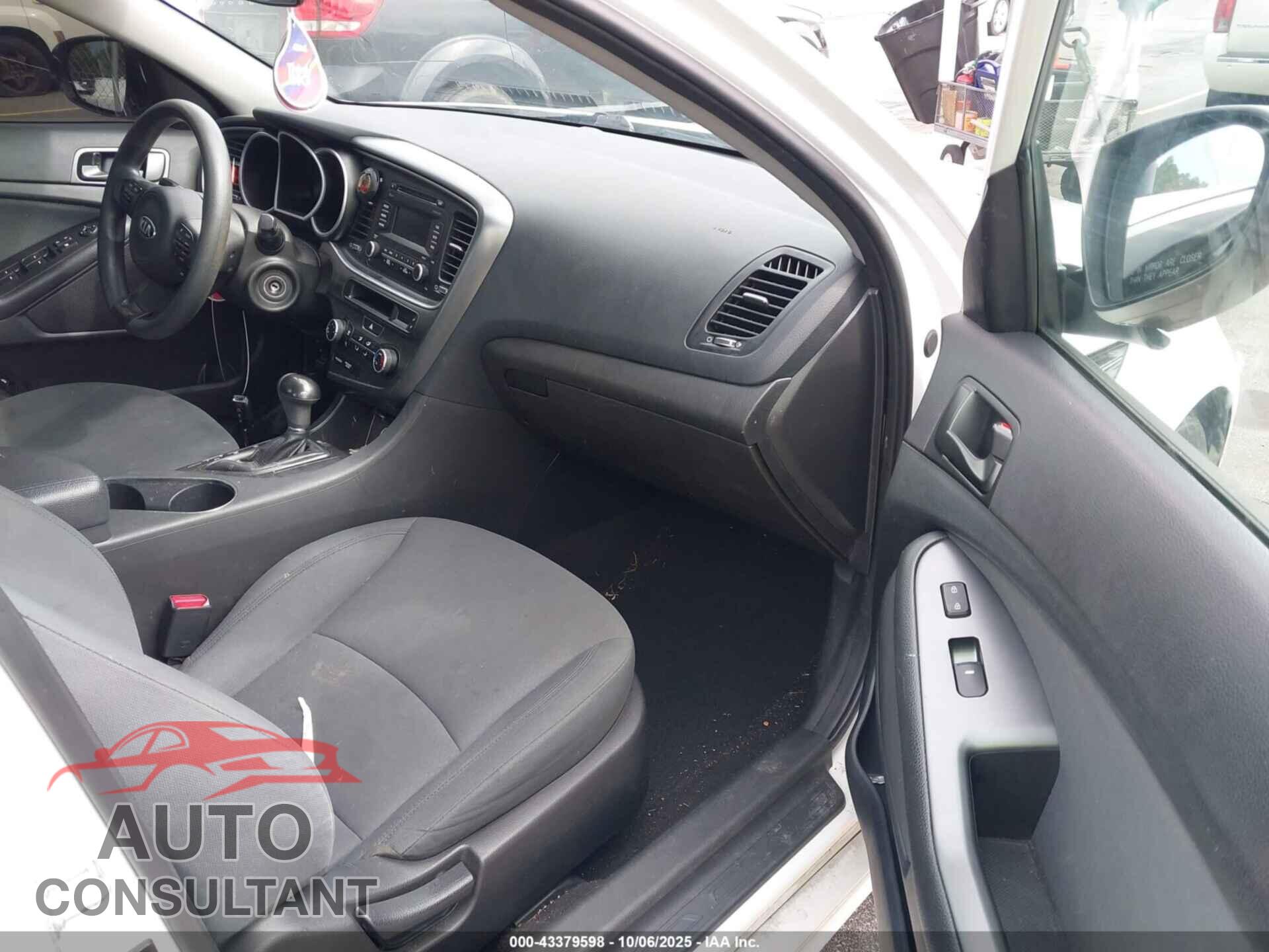 KIA OPTIMA 2015 - KNAGM4A79F5630761