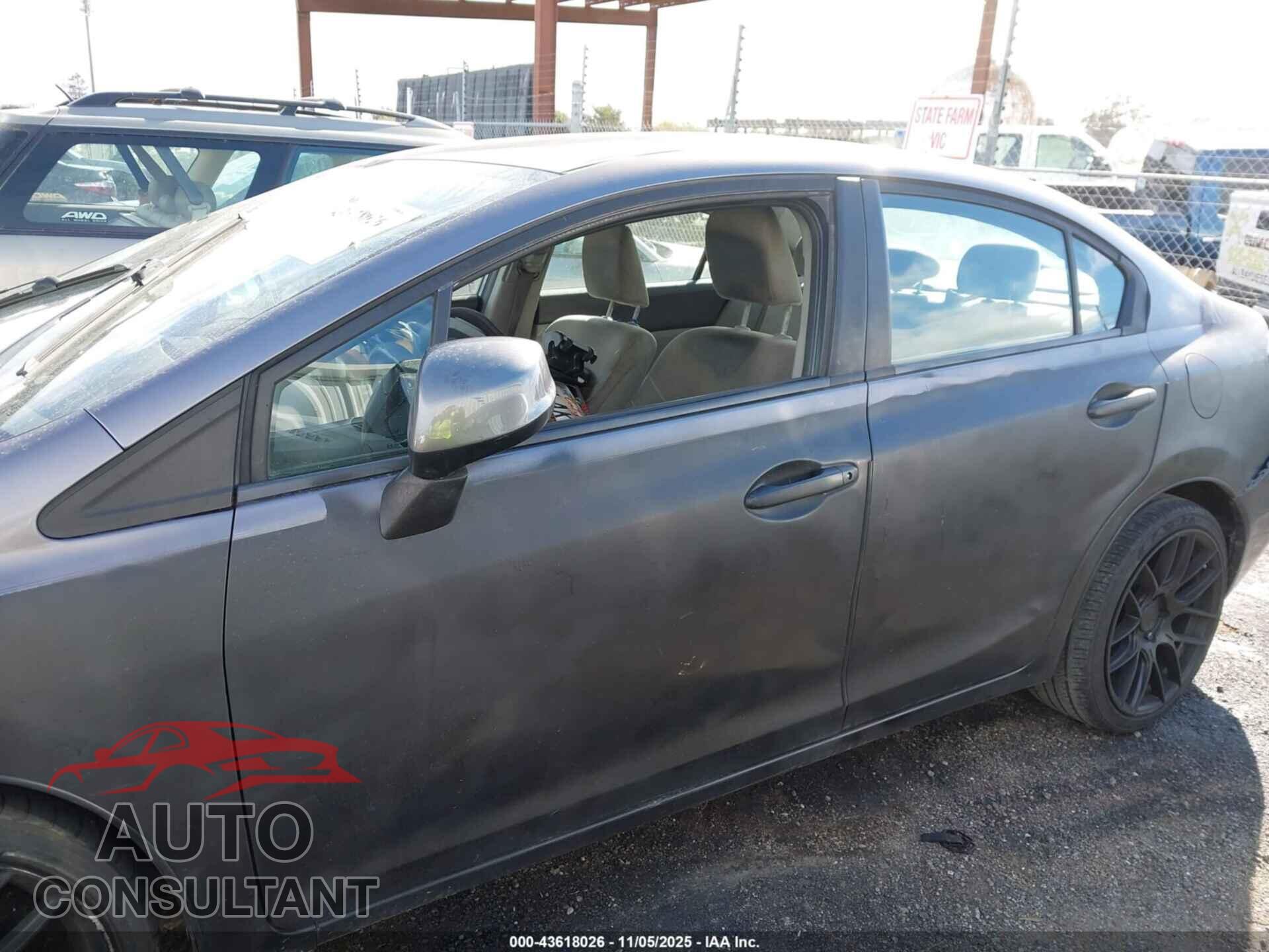 HONDA CIVIC 2012 - 19XFB2F57CE041028