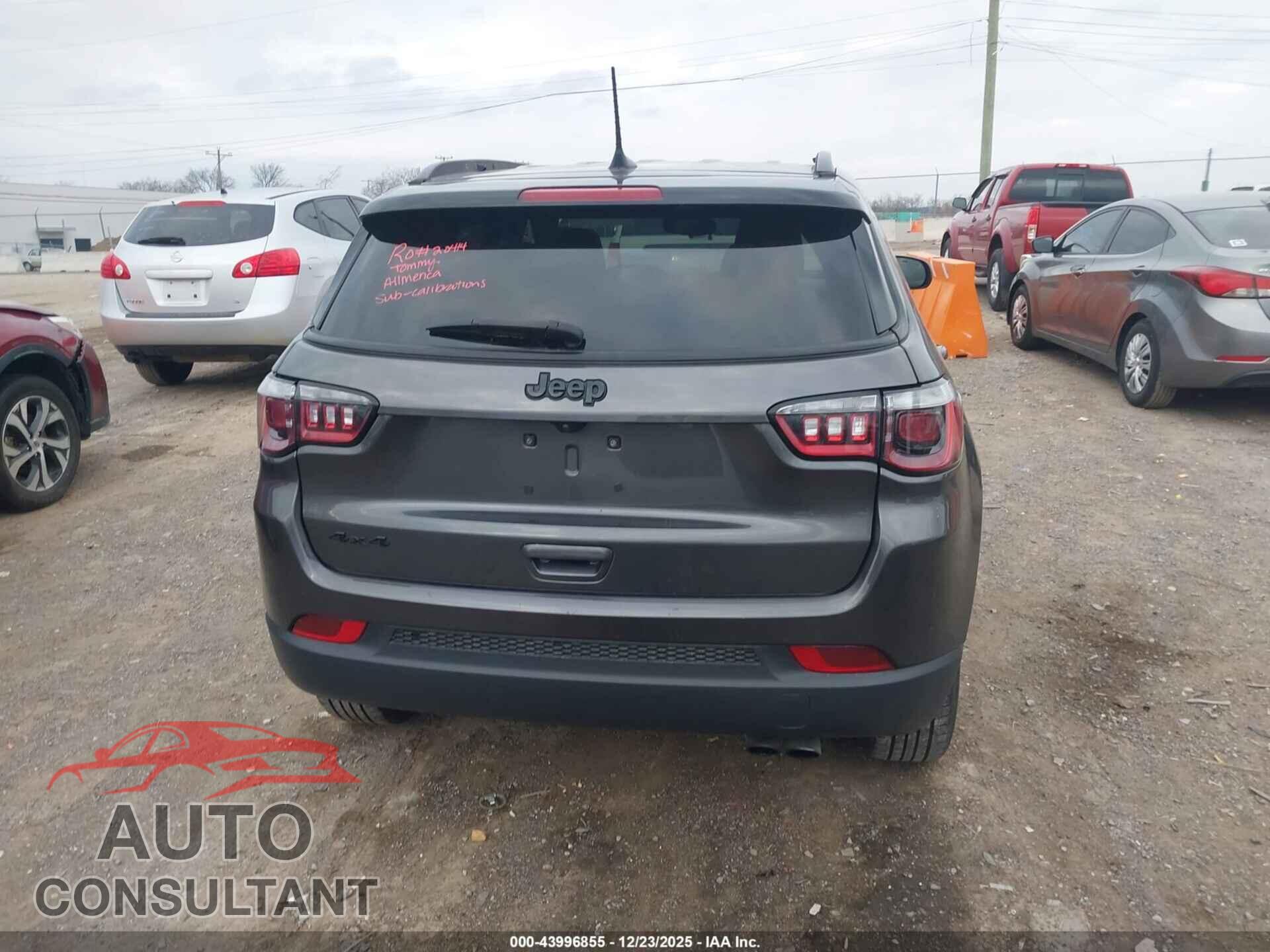 JEEP COMPASS 2022 - 3C4NJDBB2NT184571