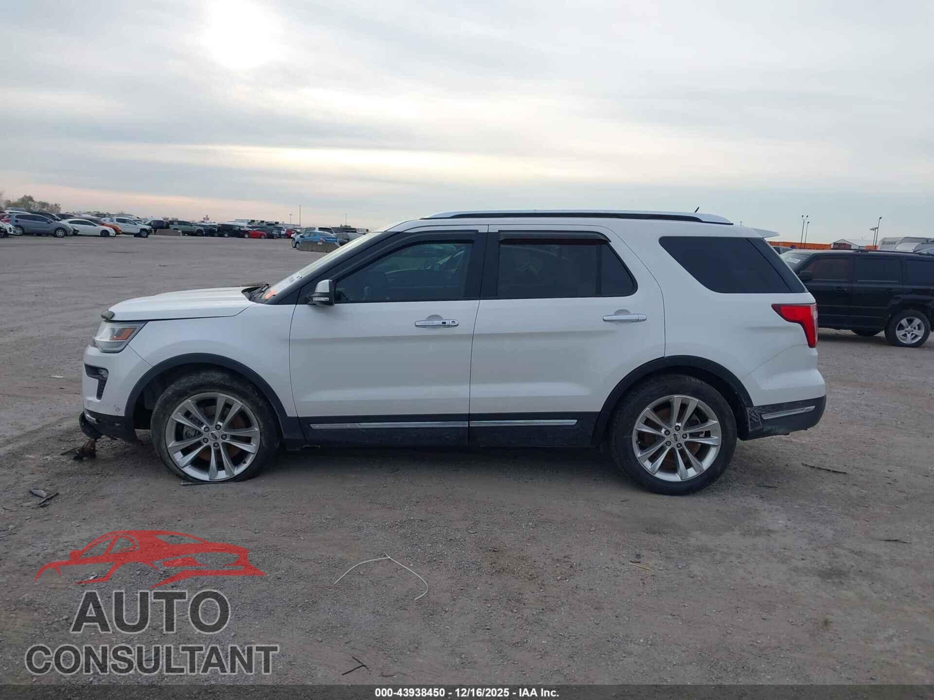 FORD EXPLORER 2018 - 1FM5K7F87JGB16984