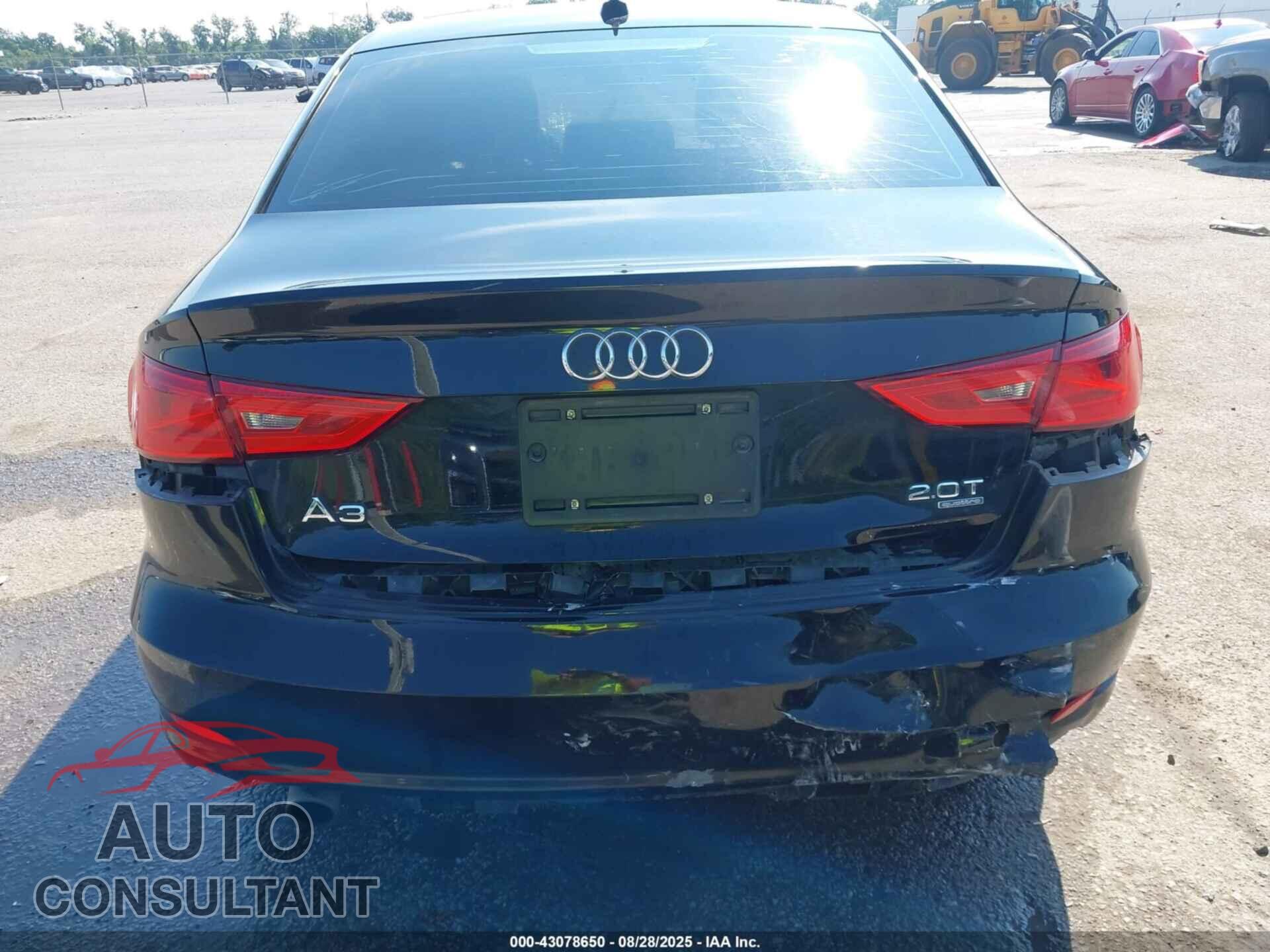 AUDI A3 2015 - WAUBFGFF4F1019789