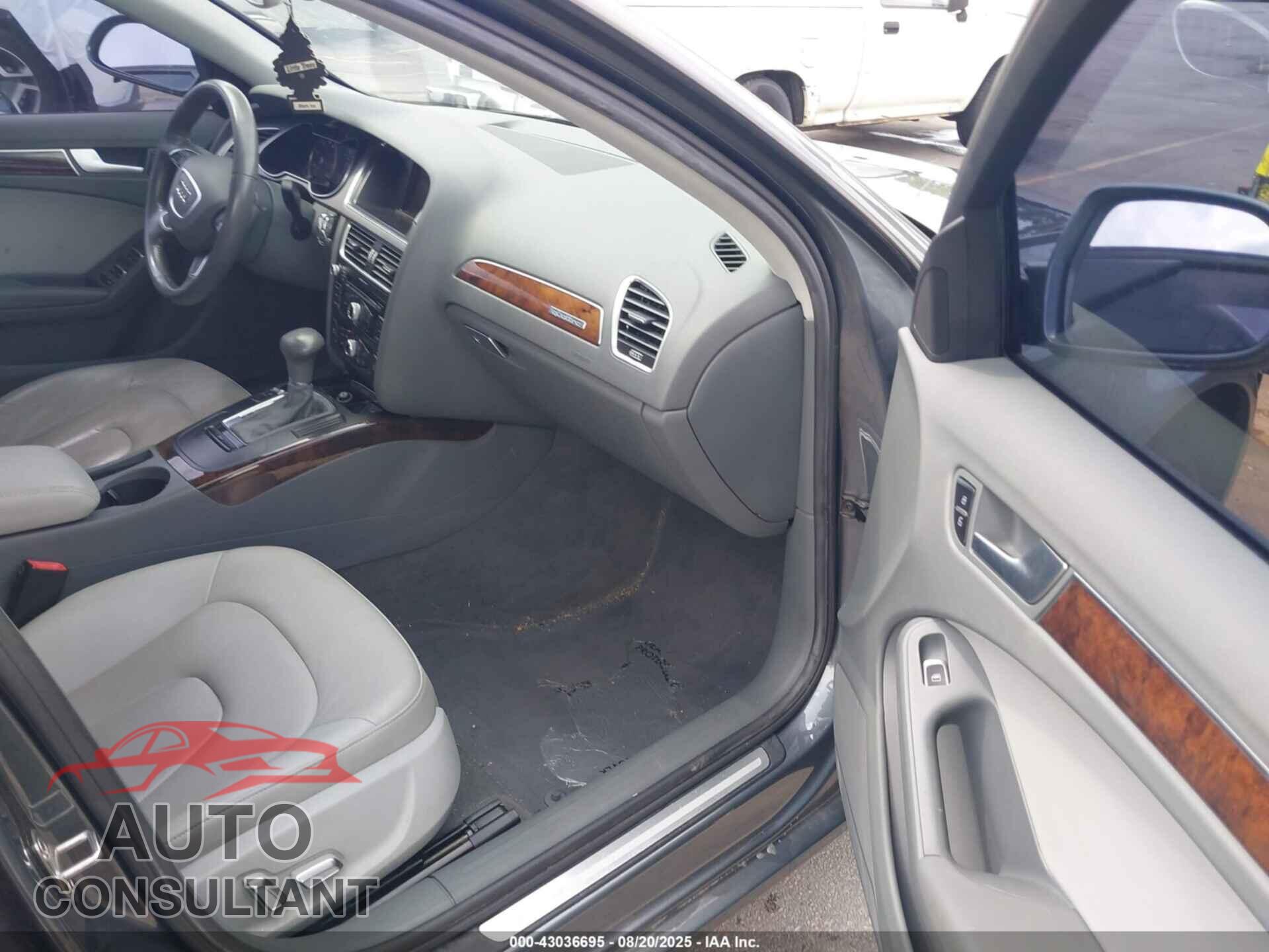 AUDI A4 2013 - WAUBFAFL3DN042182