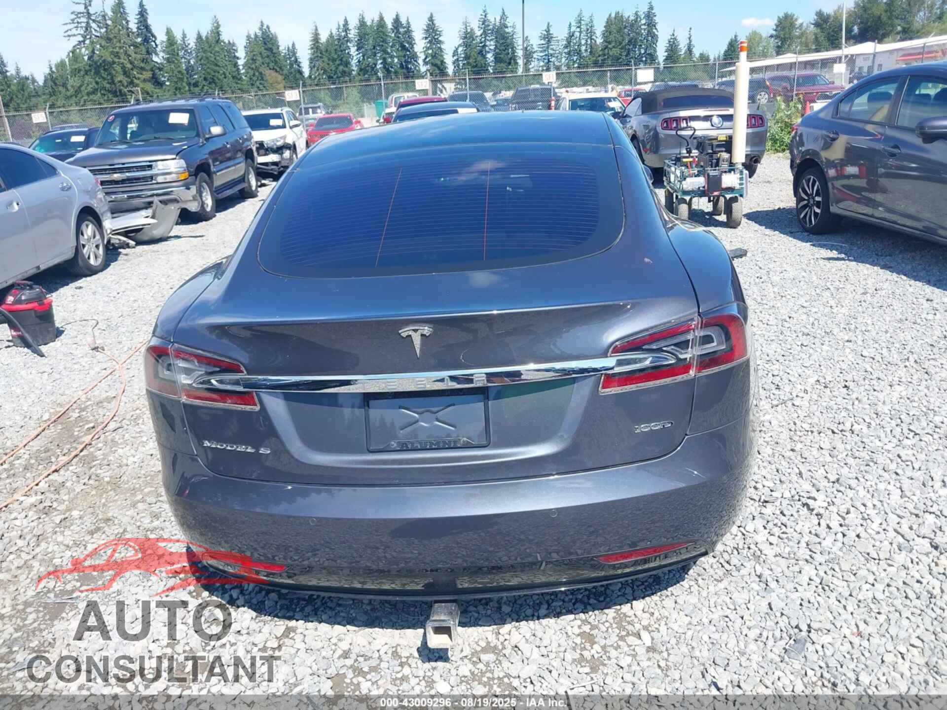TESLA MODEL S 2017 - 5YJSA1E2XHF198900