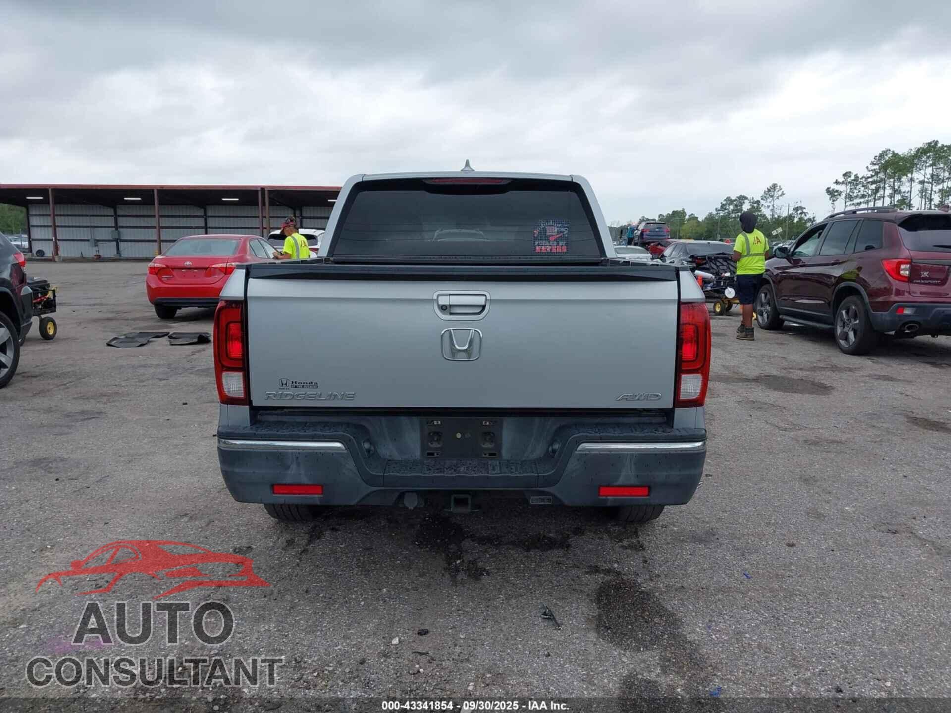 HONDA RIDGELINE 2017 - 5FPYK3F65HB011008