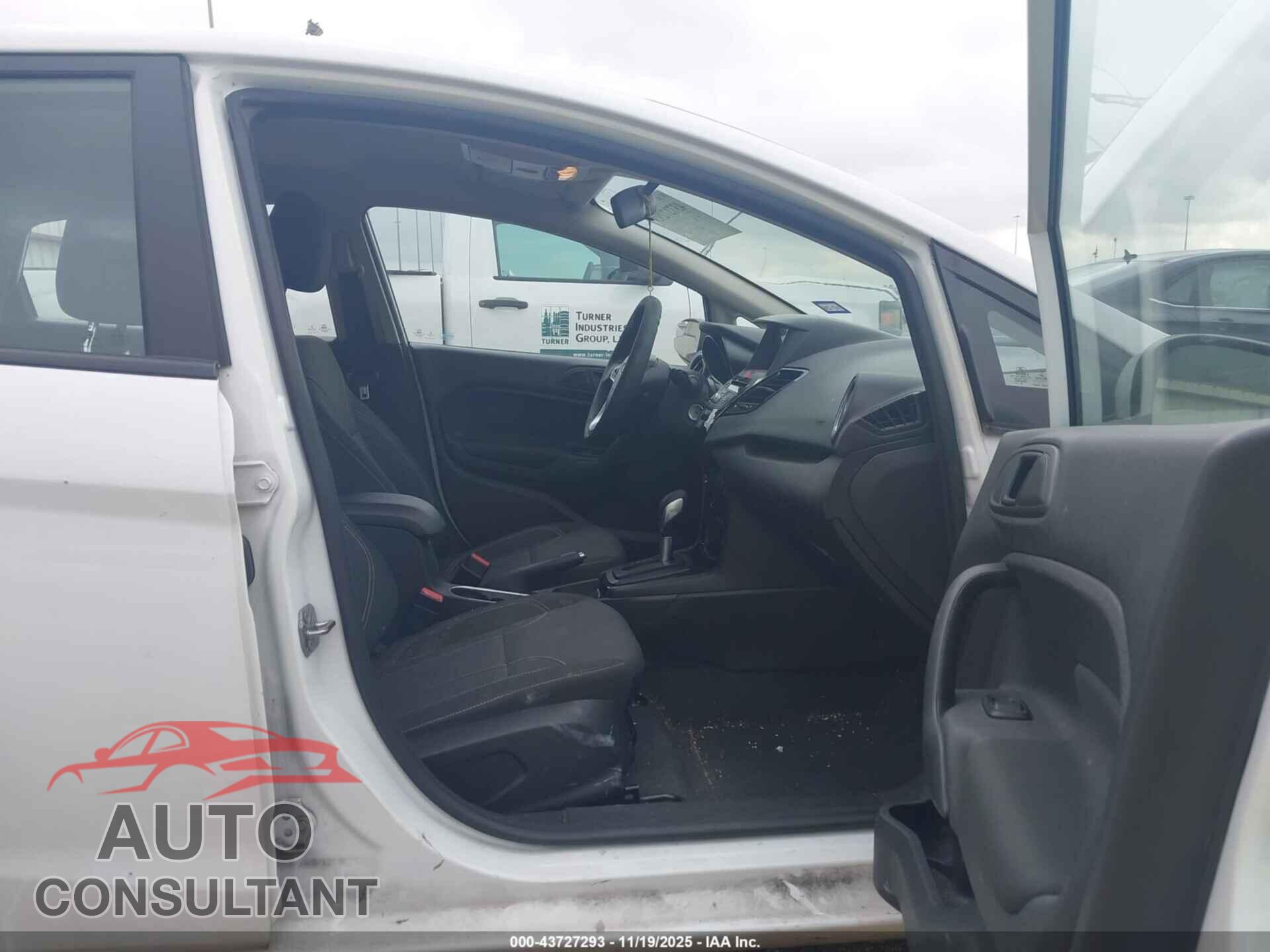 FORD FIESTA 2017 - 3FADP4EJ8HM124697