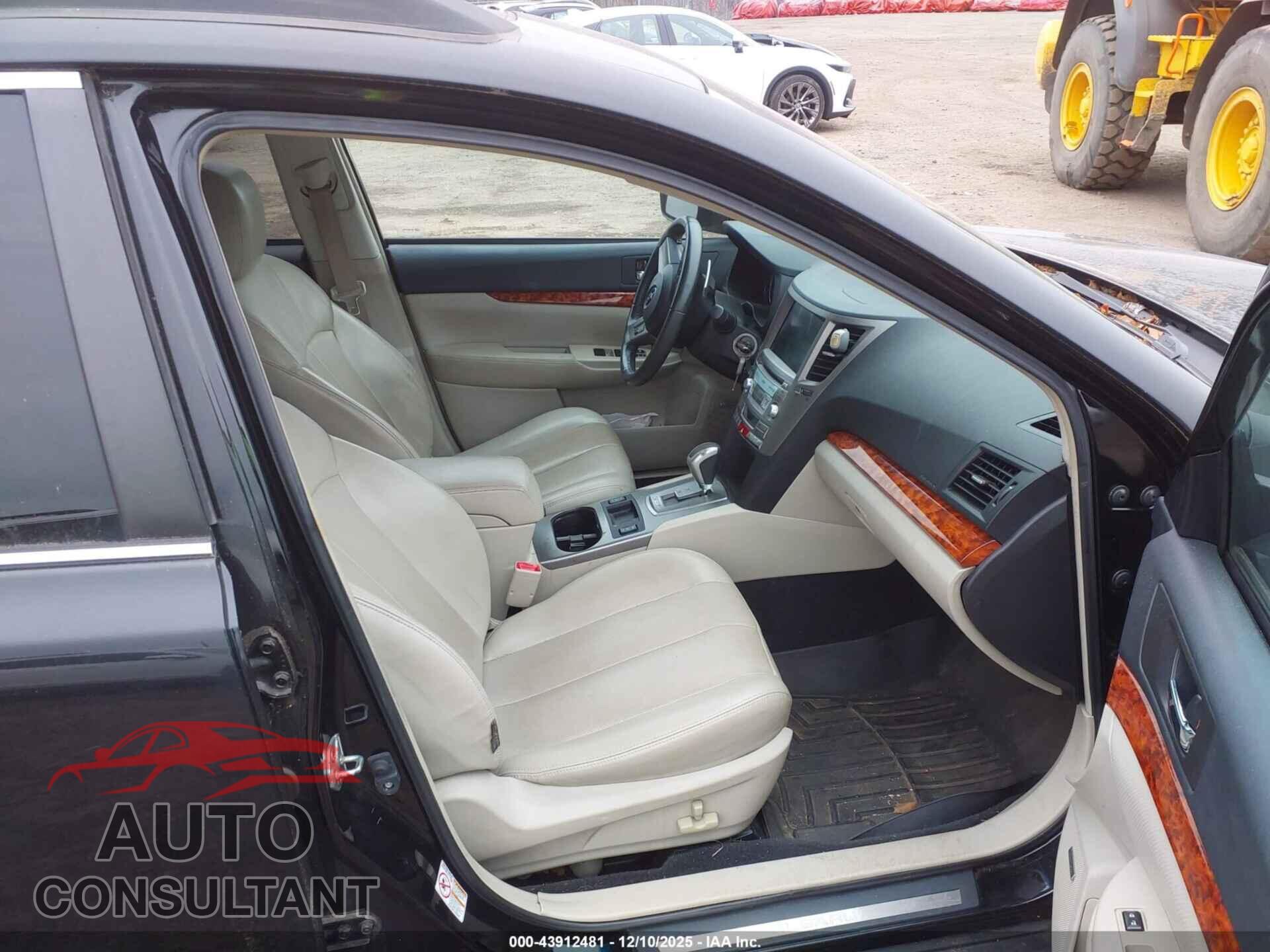 SUBARU OUTBACK 2010 - 4S4BRBLC0A3372868