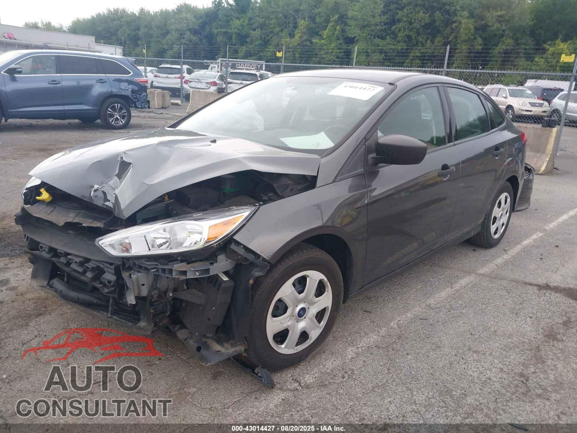 FORD FOCUS 2018 - 1FADP3E28JL306622