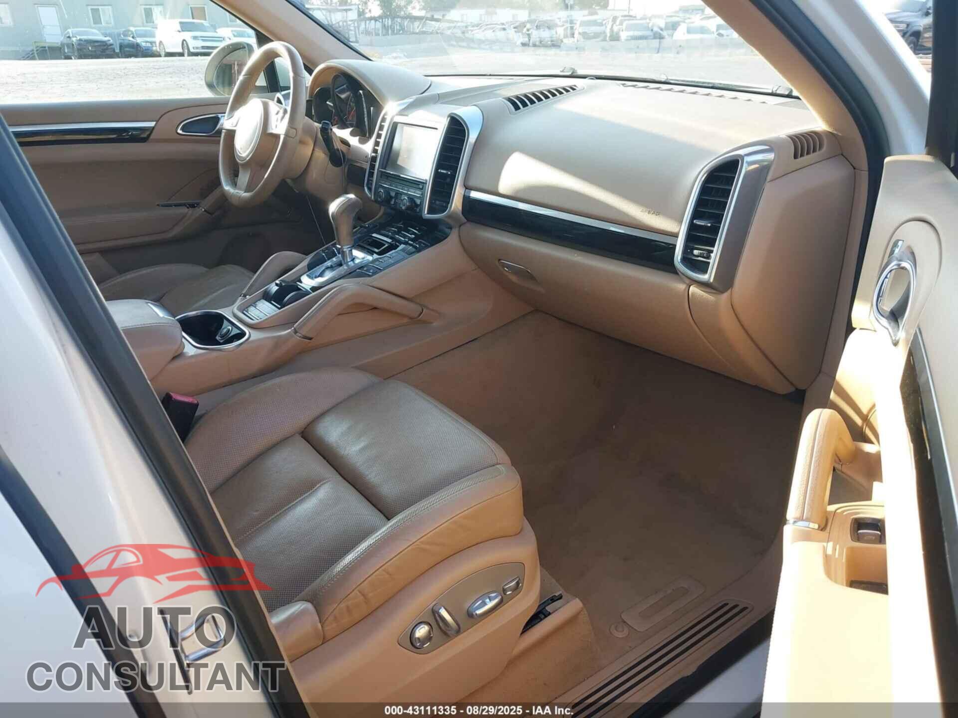 PORSCHE CAYENNE 2011 - WP1AA2A22BLA03981
