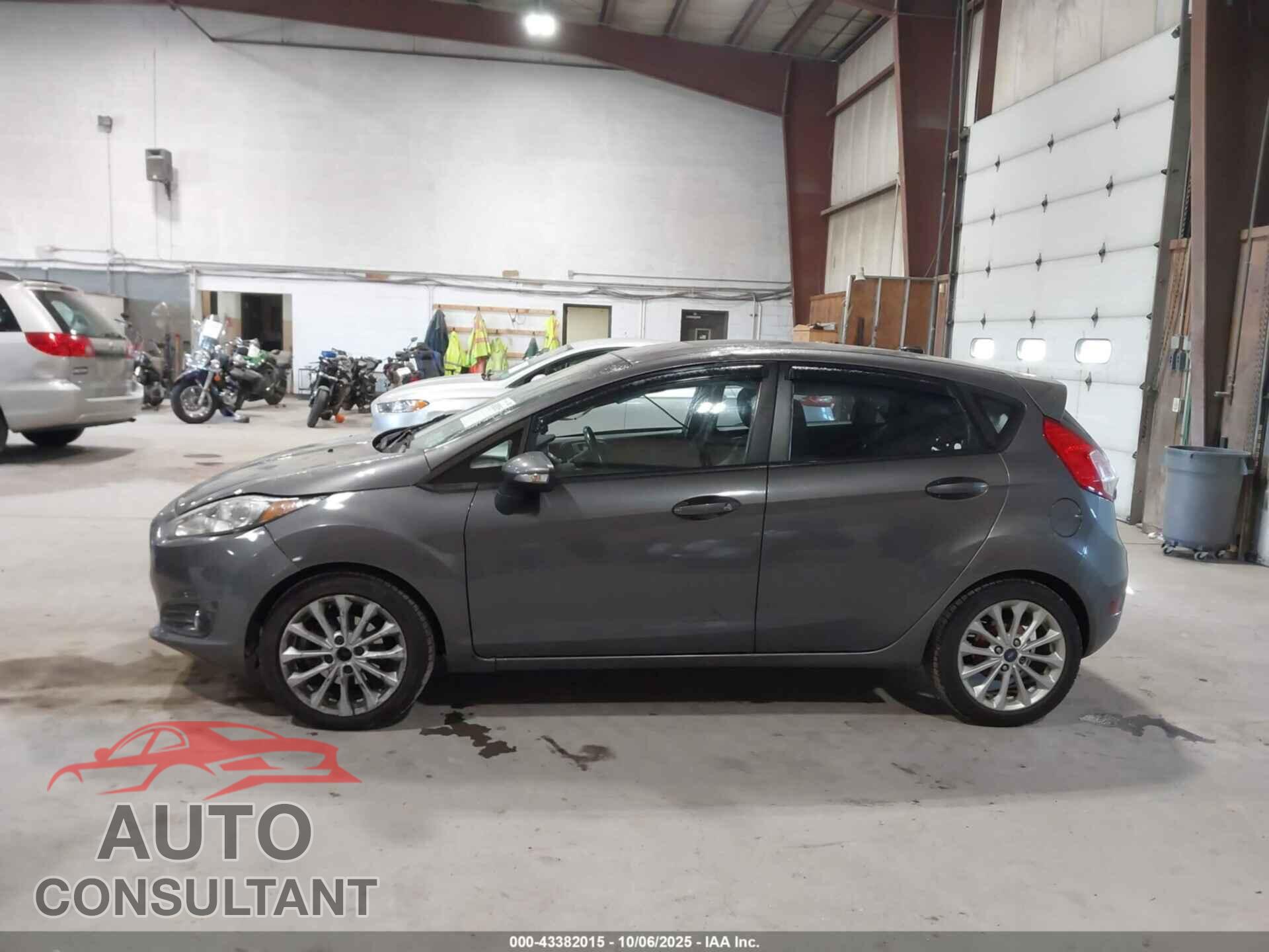 FORD FIESTA 2014 - 3FADP4EJ4EM102000