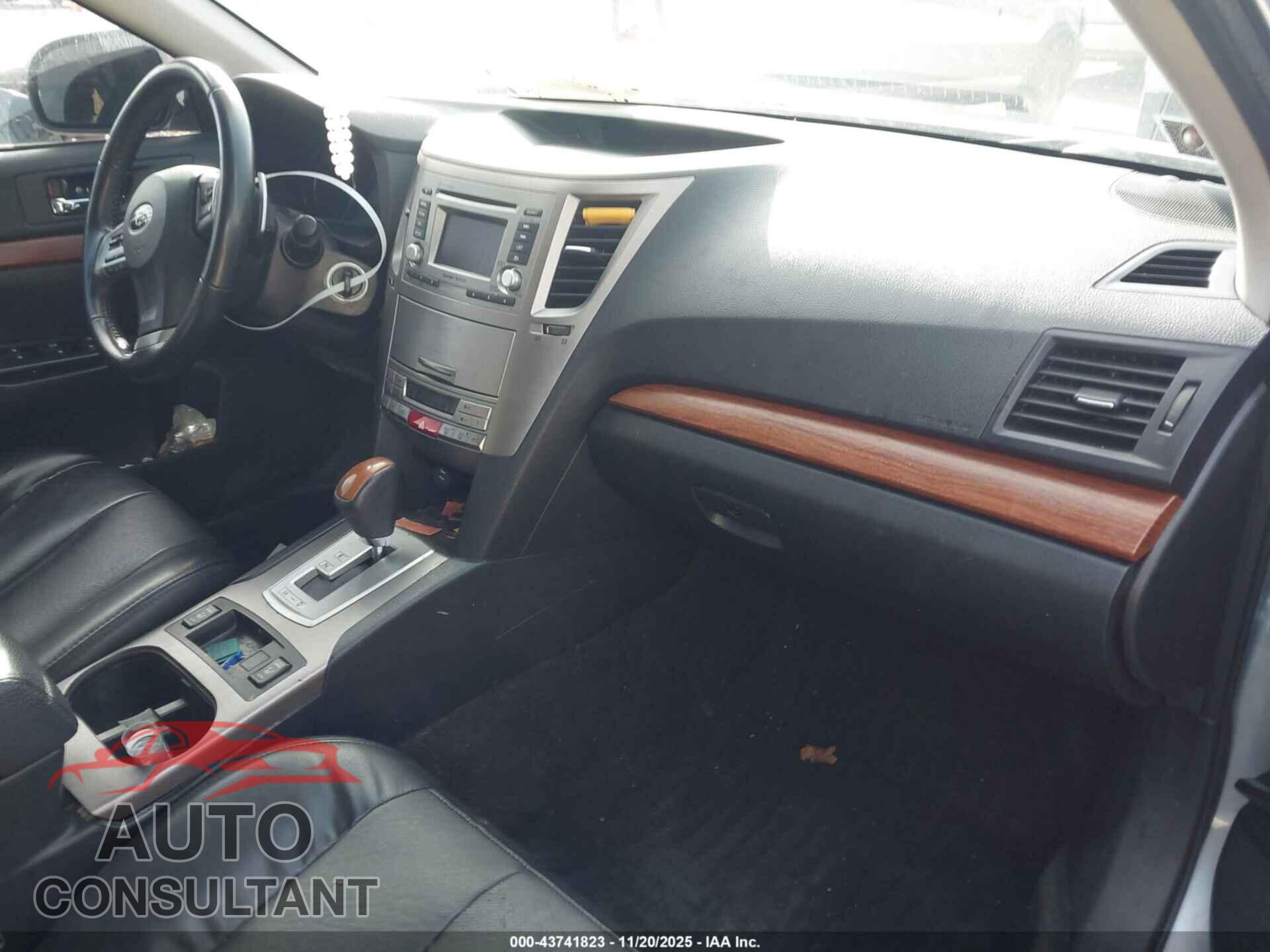 SUBARU OUTBACK 2013 - 4S4BRBKC8D3319499