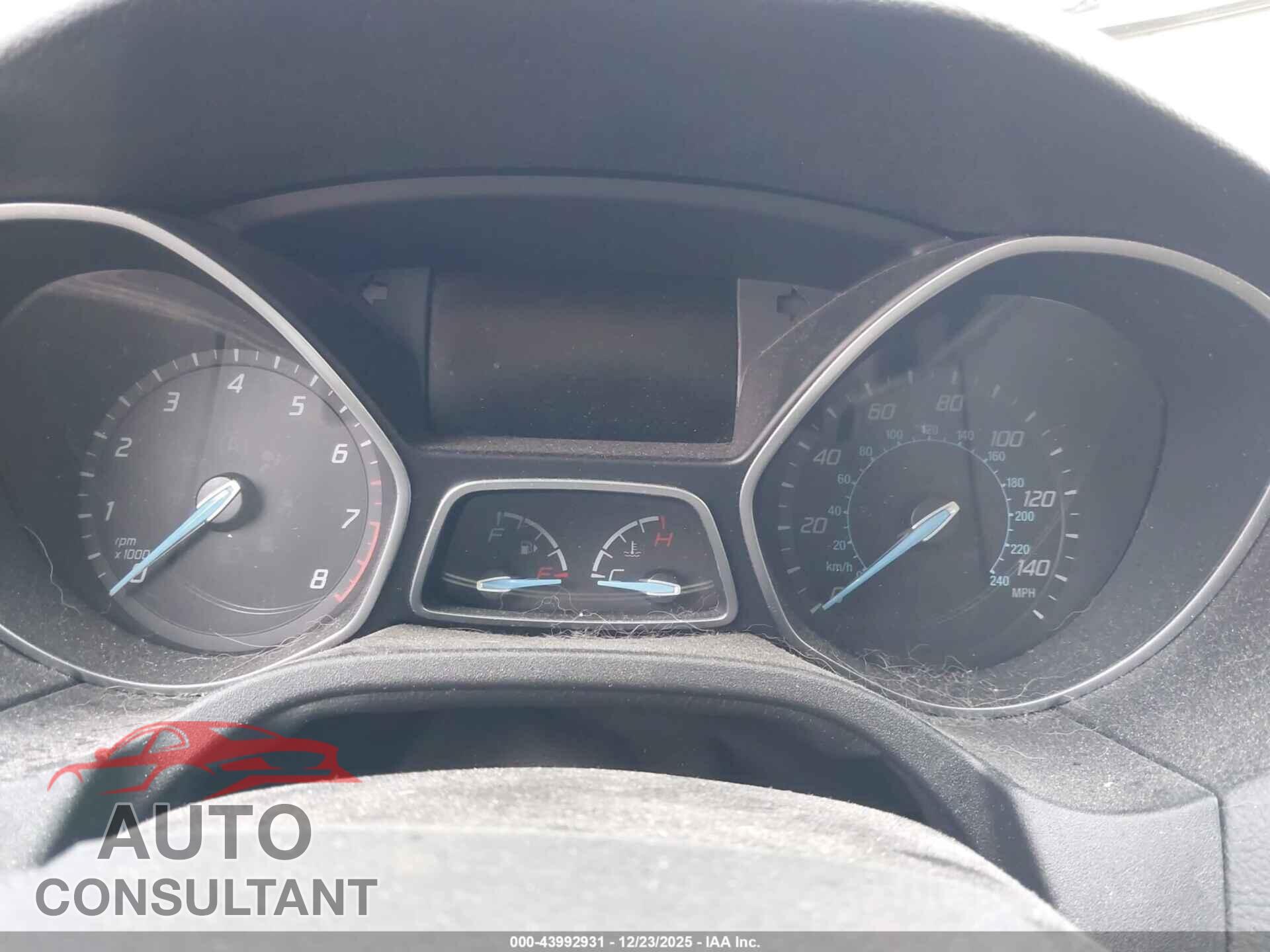 FORD FOCUS 2014 - 1FADP3F2XEL295207