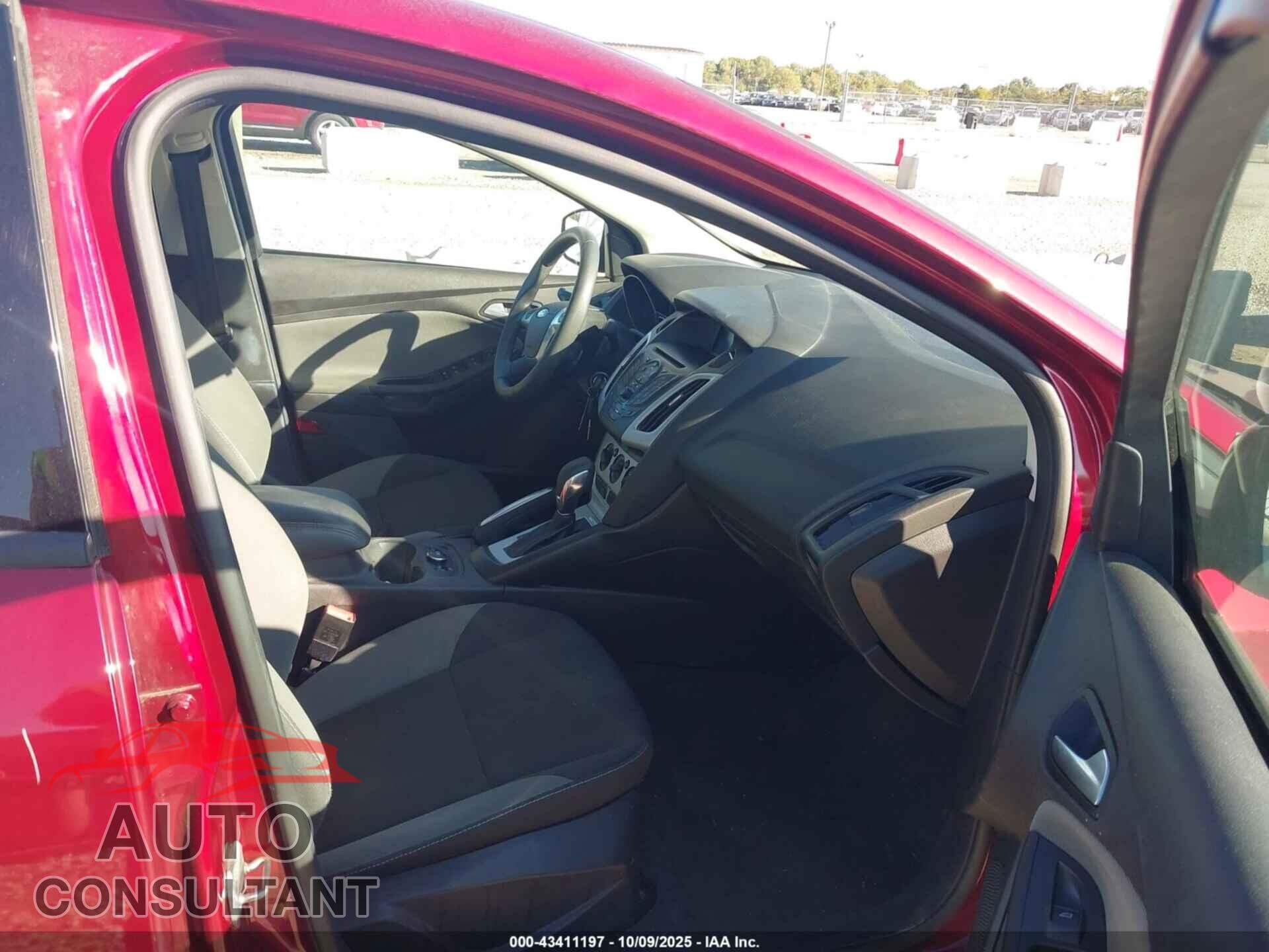 FORD FOCUS 2013 - 1FADP3F27DL187870