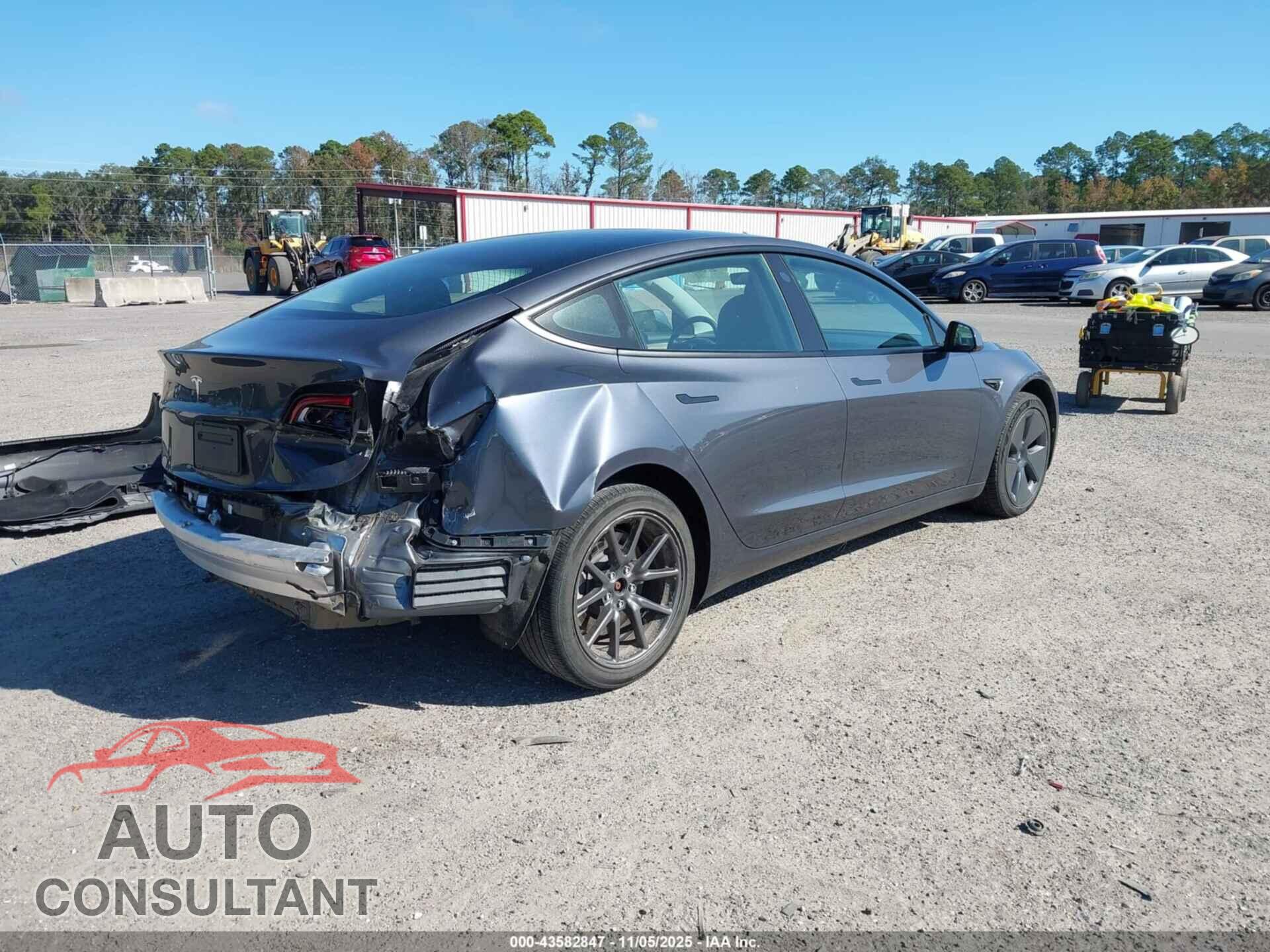 TESLA MODEL 3 2022 - 5YJ3E1EA2NF189362