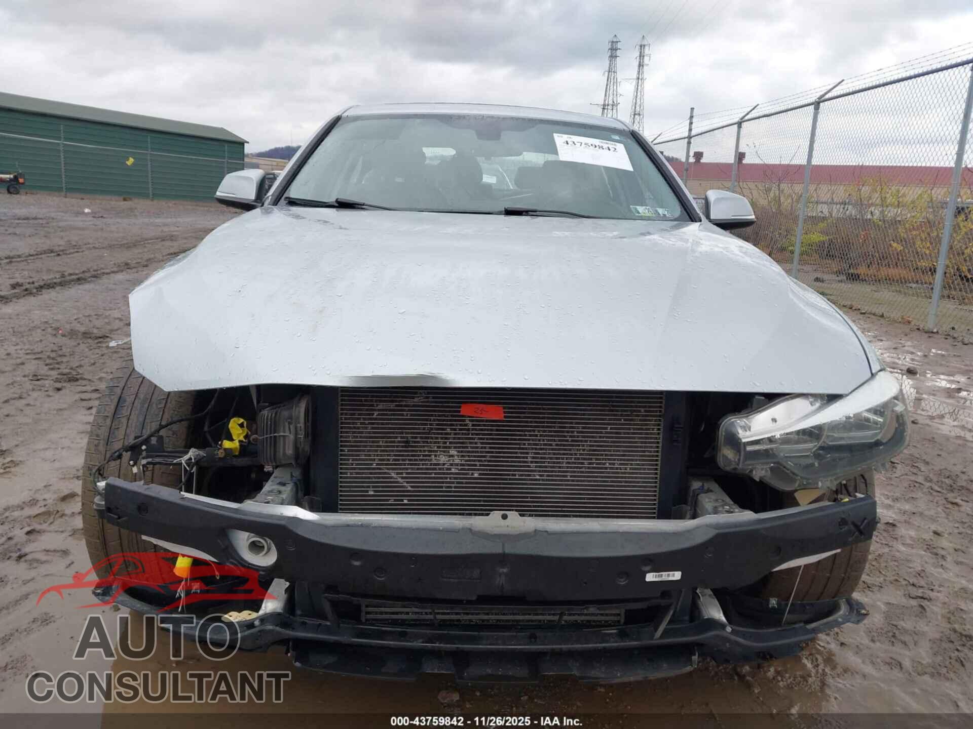 BMW 320I 2016 - WBA8E5G58GNU19131