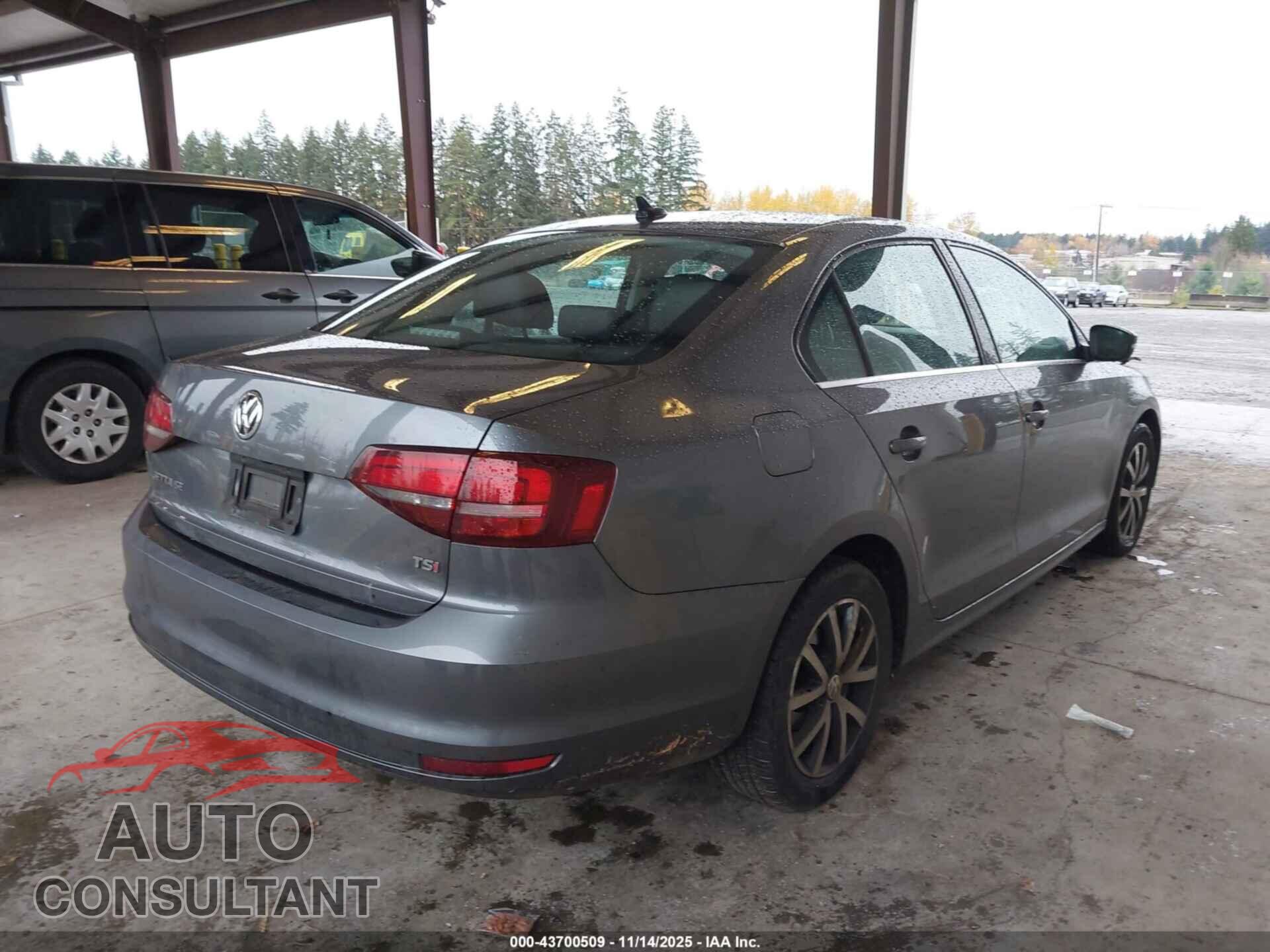 VOLKSWAGEN JETTA 2017 - 3VWDB7AJ4HM381899