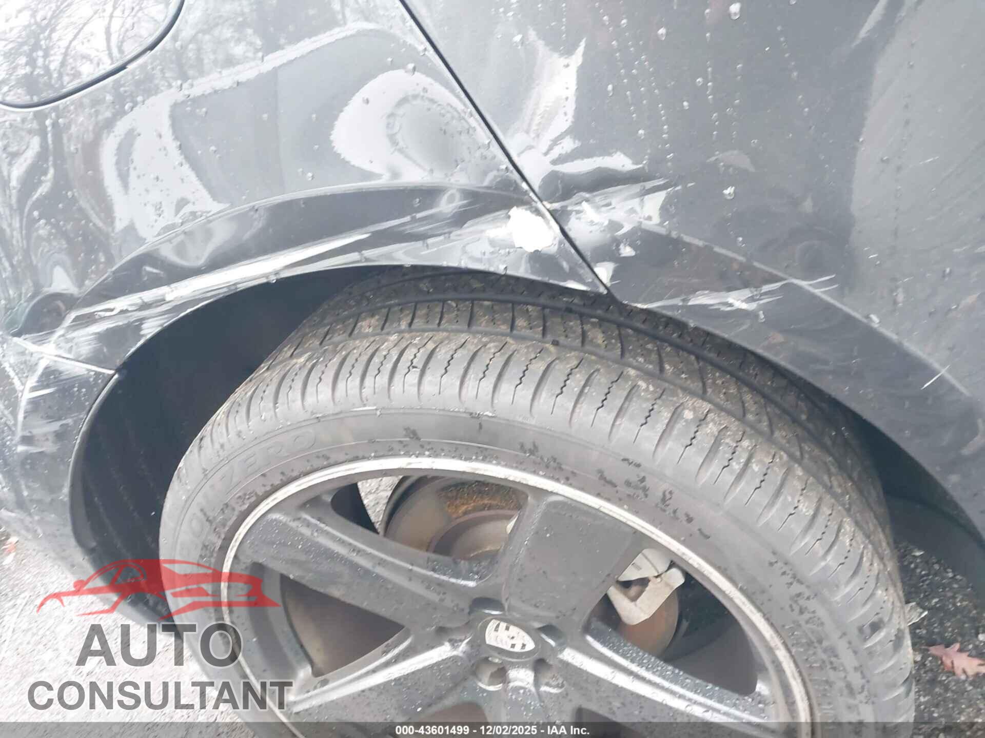 PORSCHE MACAN 2017 - WP1AB2A59HLB12356