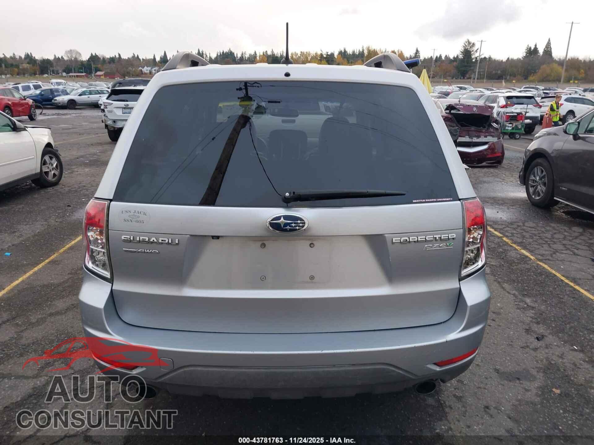 SUBARU FORESTER 2013 - JF2SHAEC4DH401019